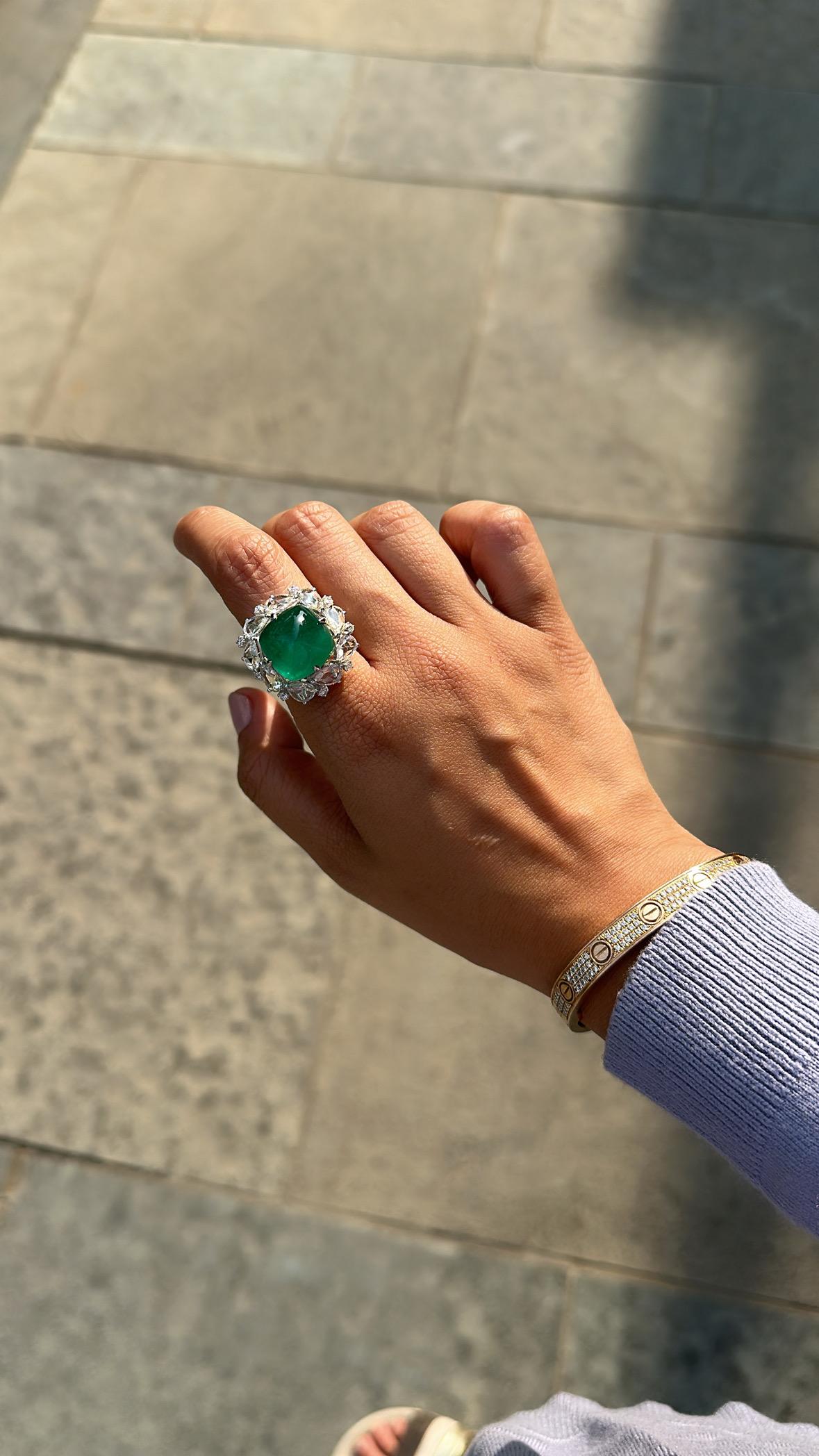 Women's or Men's 17.79 carats, natural Zambian Emerald Sugarloaf & Rose Cut Diamond Cocktail Ring
