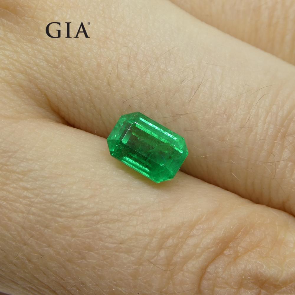 Contemporary 1.77ct Octagonal/Emerald Cut Green Emerald GIA Certified Zambia For Sale