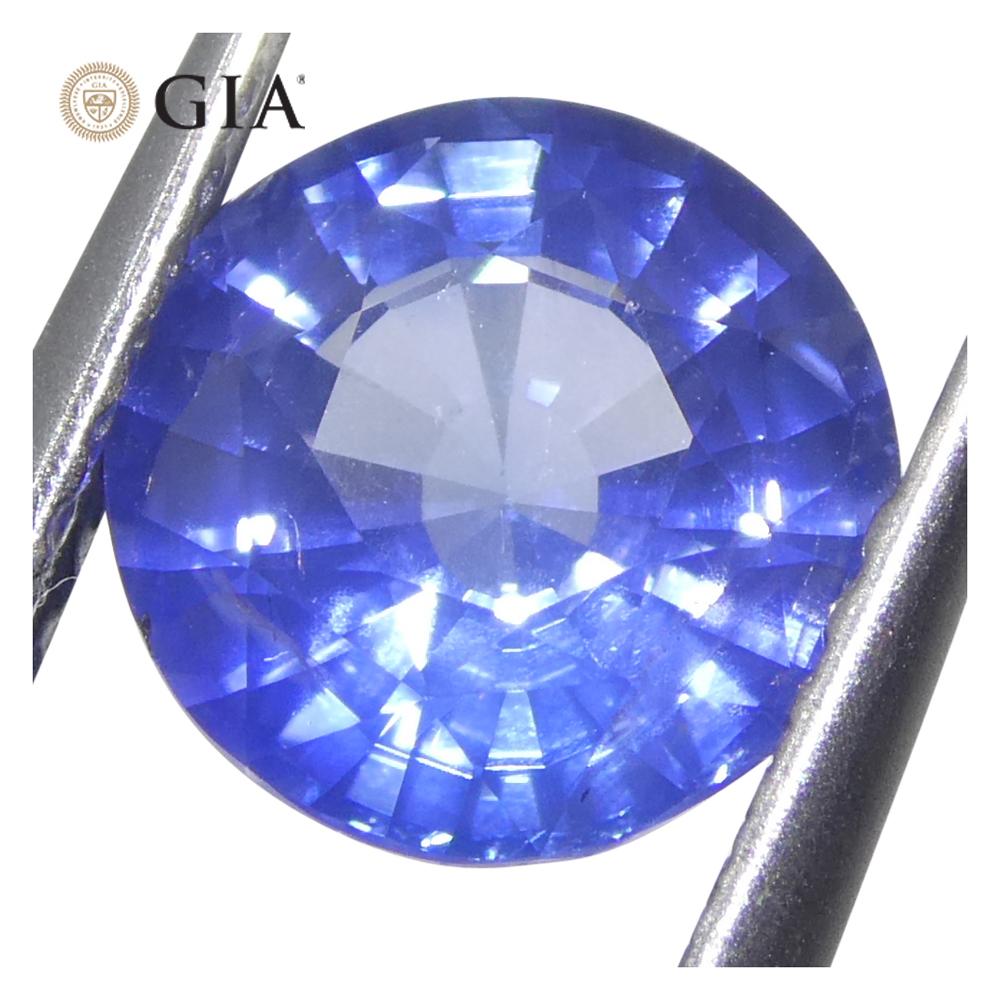 Round Cut 1.77ct Round Blue Sapphire GIA Certified Madagascar For Sale