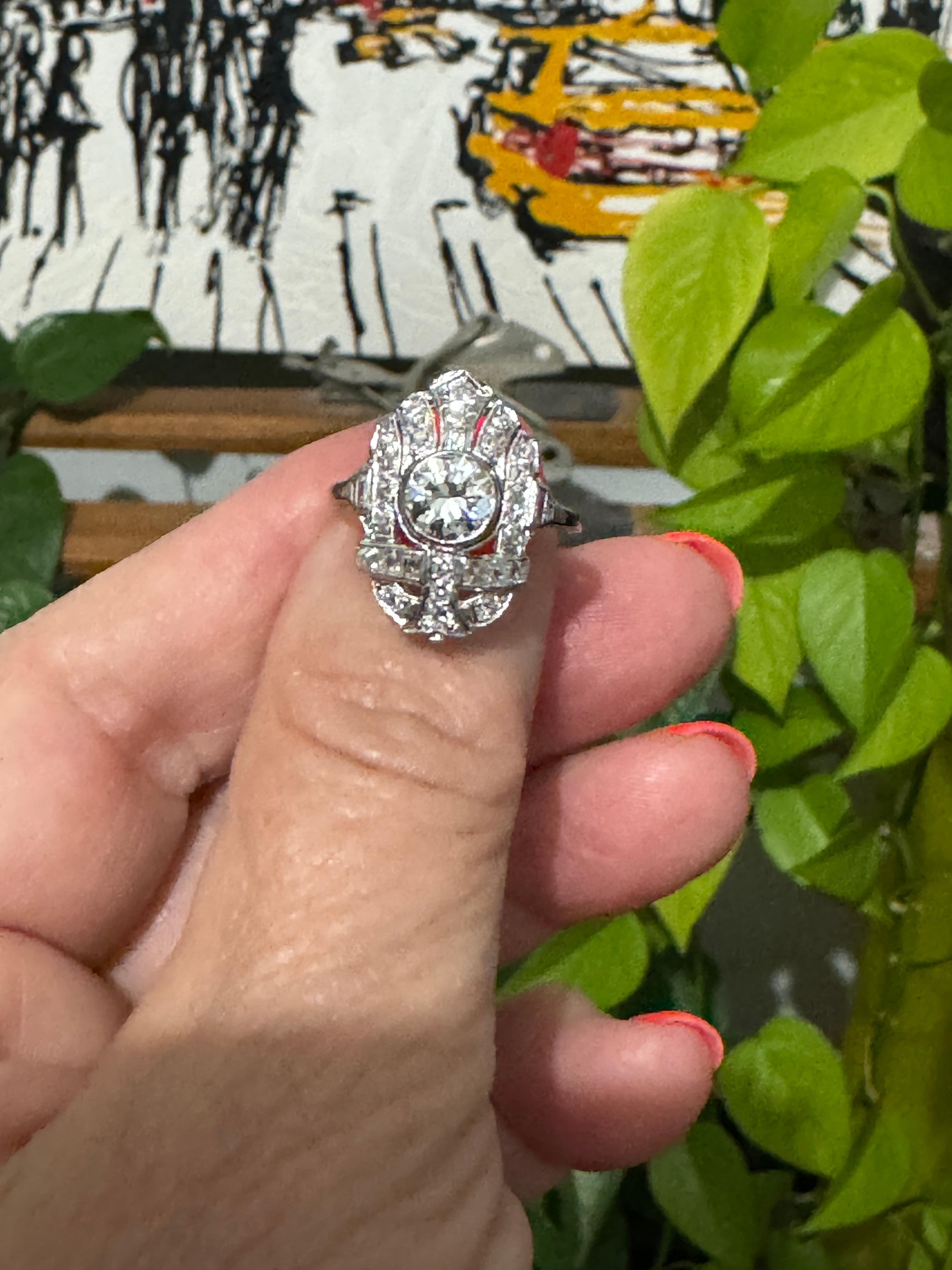 1.78 Carat 1920s Art Deco Filigree Diamond Platinum Ring Engagement For Sale 5