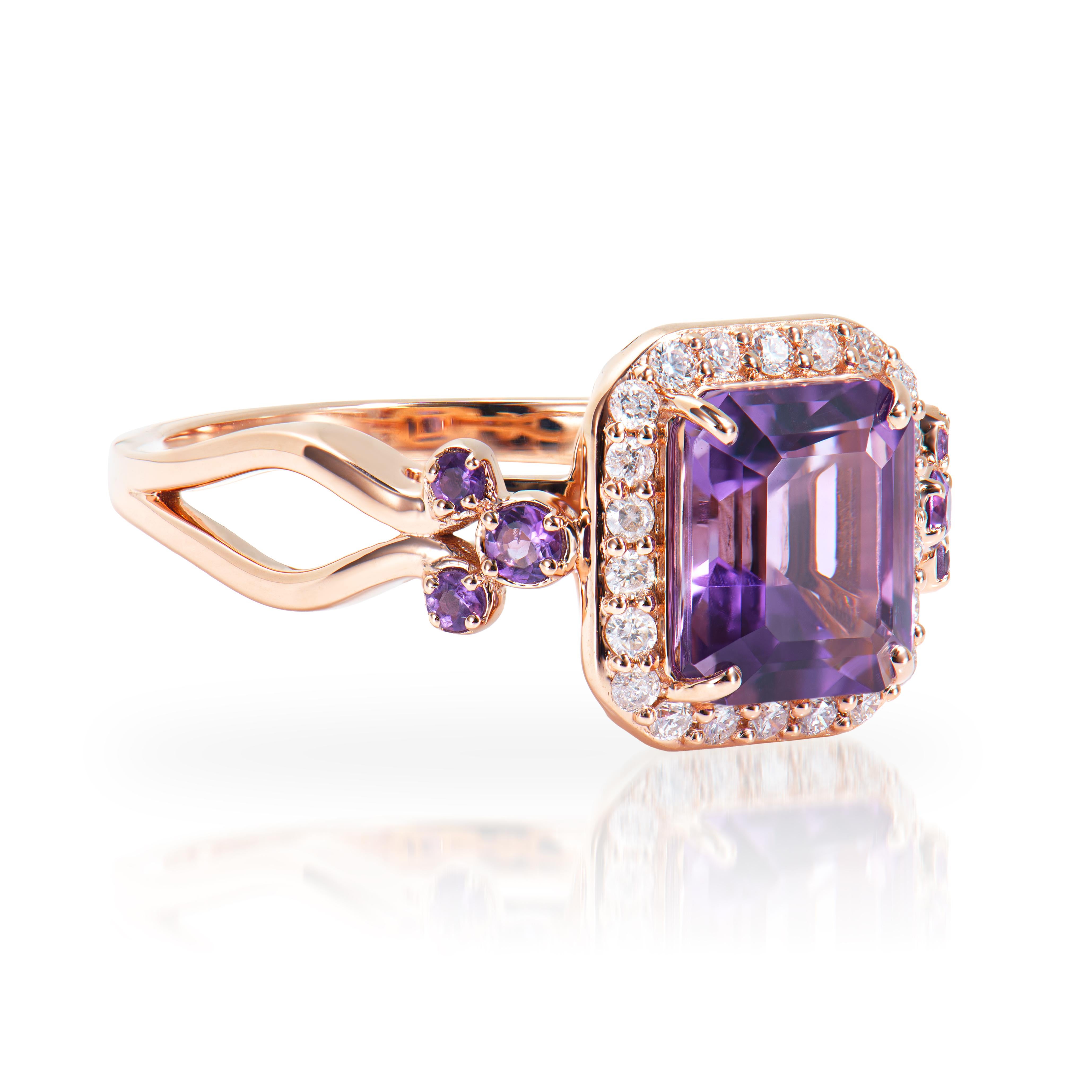 Presented A stunning variety of amethyst gemstones for those who respect quality and wish to wear them on any occasion or everyday basis. The rose gold amethyst fancy ring, embellished with diamonds, has a timeless and exquisite appeal.
  
Amethyst