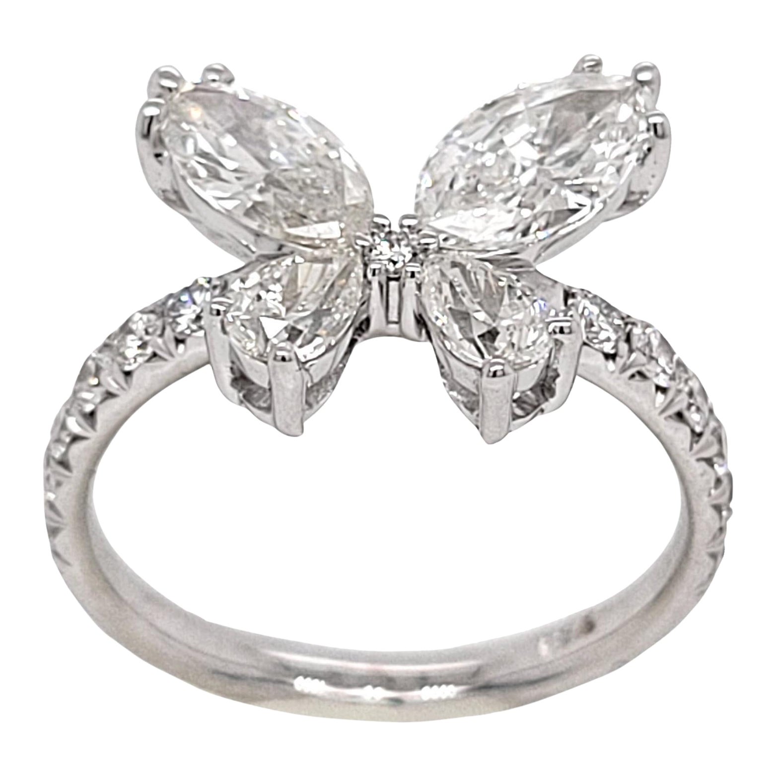 1.78 Carat Diamond Butterfly Ring with French Pave Set Shank en venta