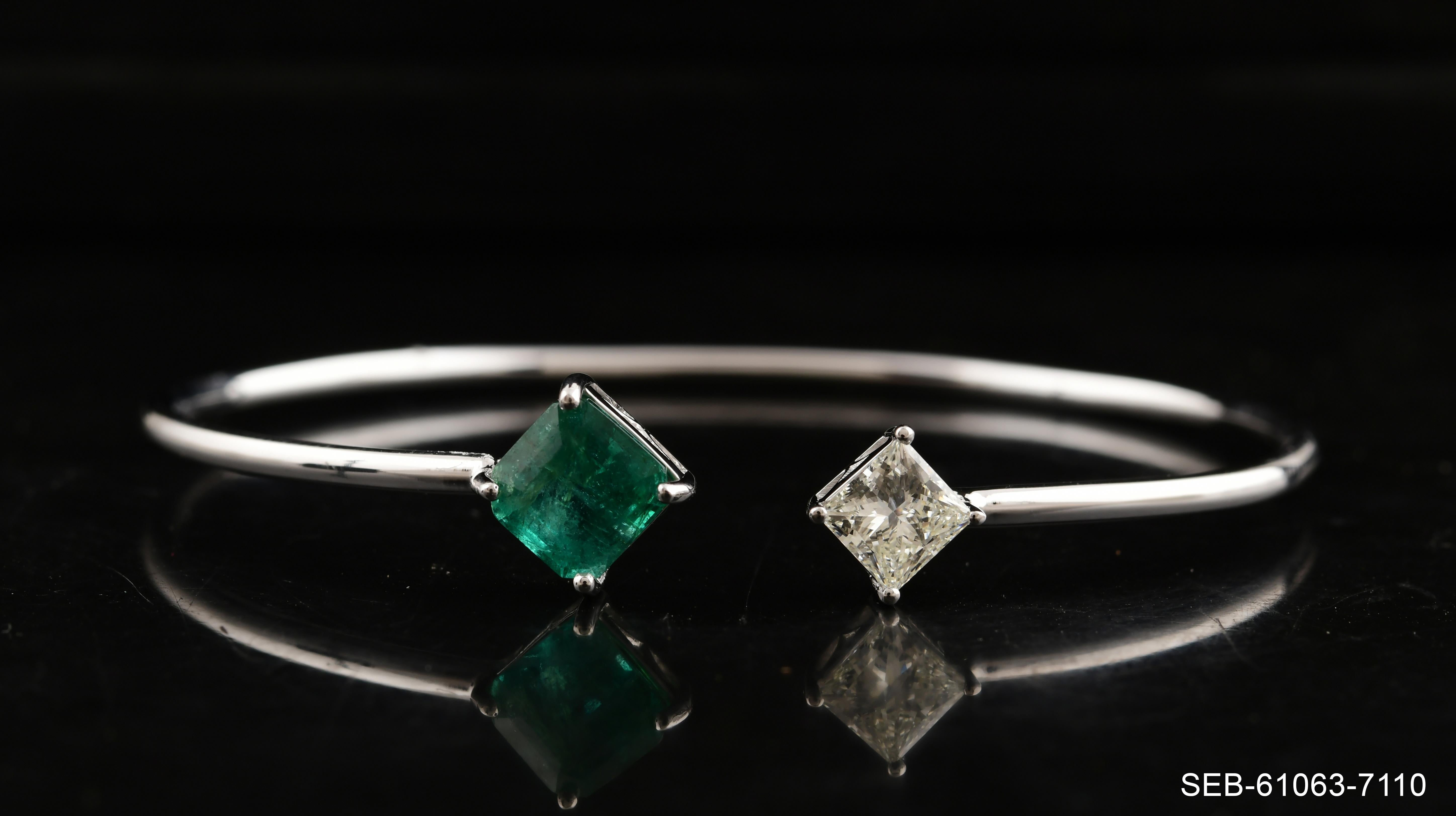 Octagon Cut 1.78 Carat Emerald 0.75 Ct SI/H Diamond Cuff Bangle Bracelet 14 Karat White Gold For Sale