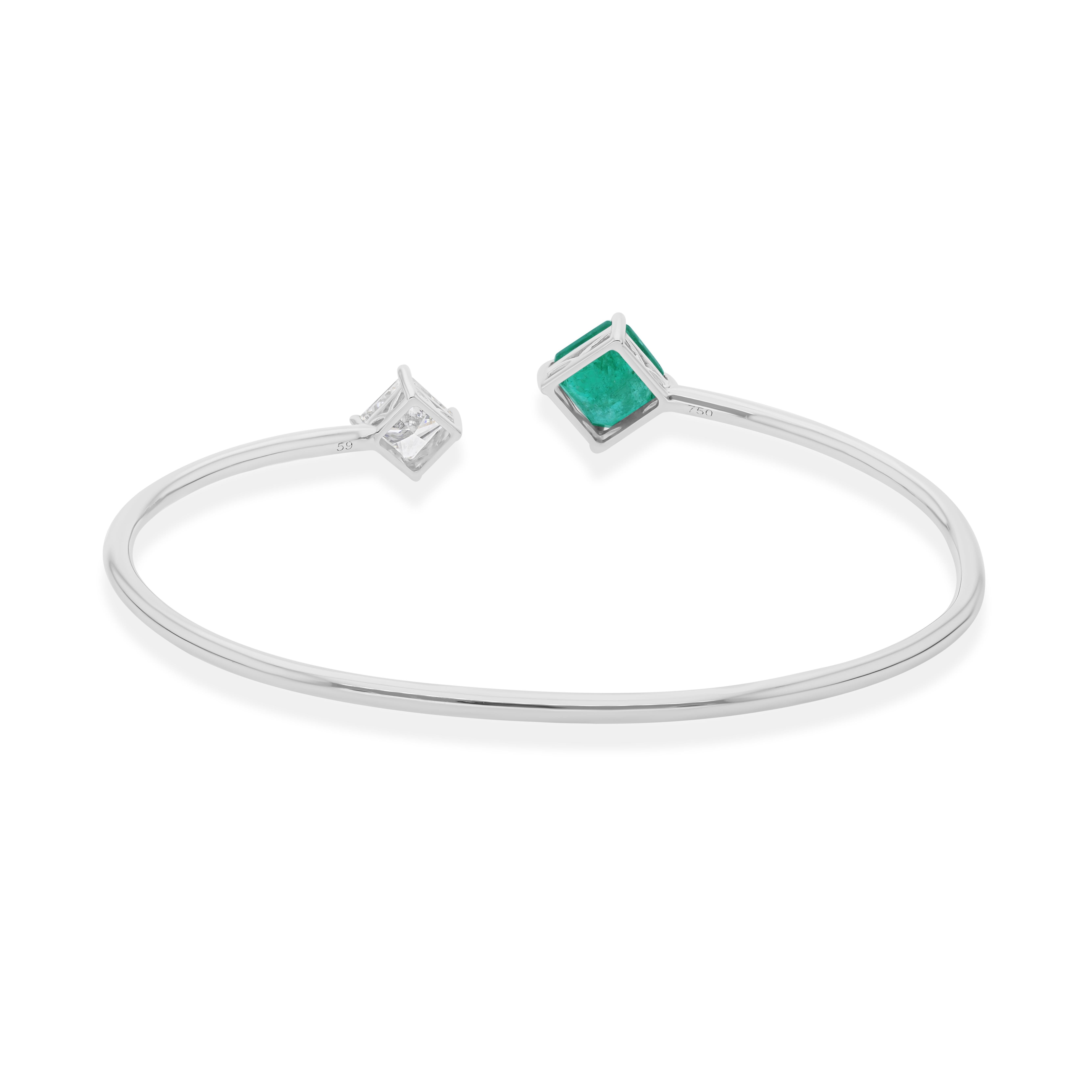 1,78 Karat Smaragd 0,75 Karat SI/H Diamant Manschettenknopf Armband 18 Karat Weißgold Damen im Angebot