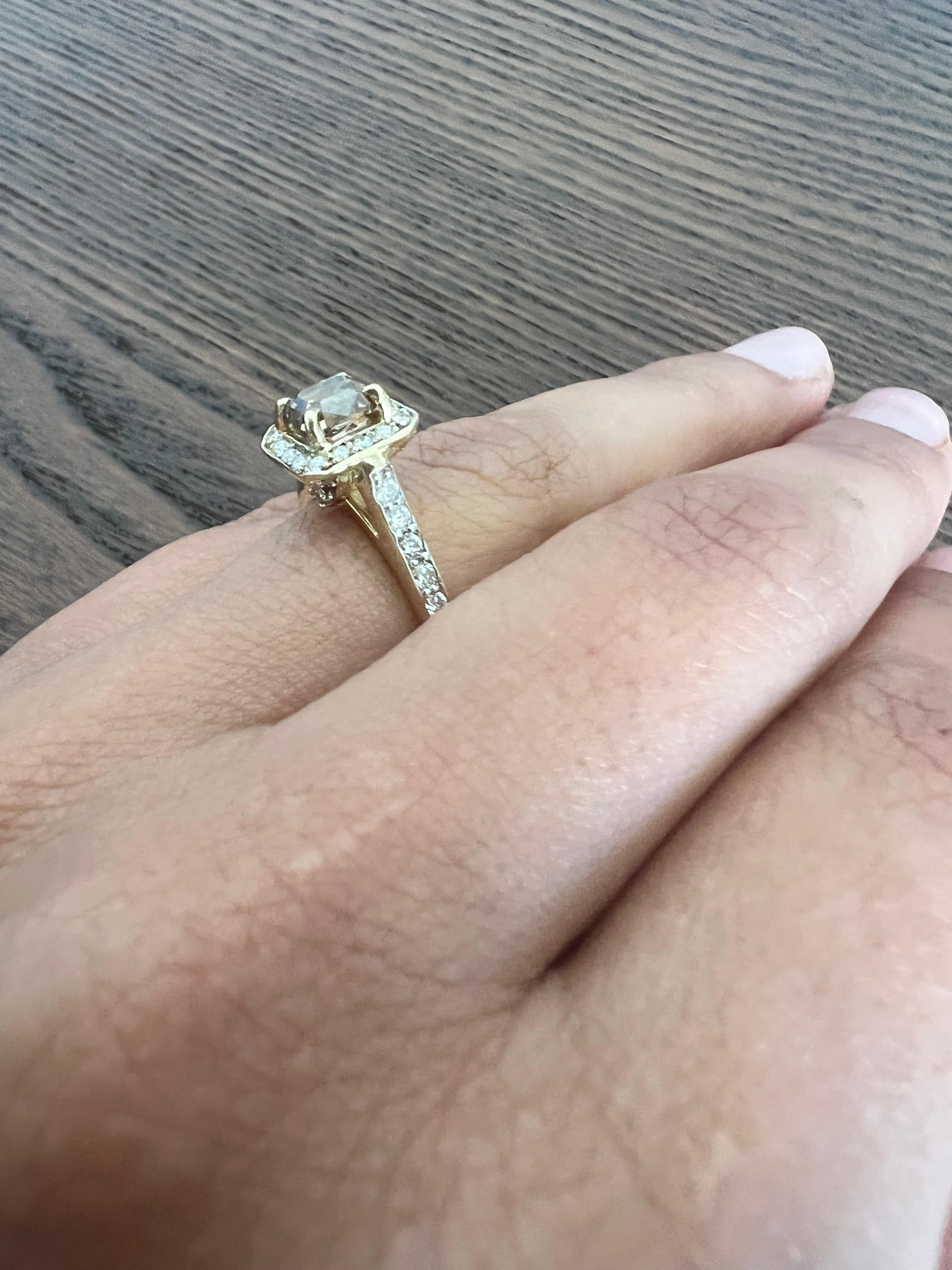 1.78 Carat Natural Brown Diamond White Diamond Yellow Gold Engagement Ring In New Condition For Sale In Los Angeles, CA