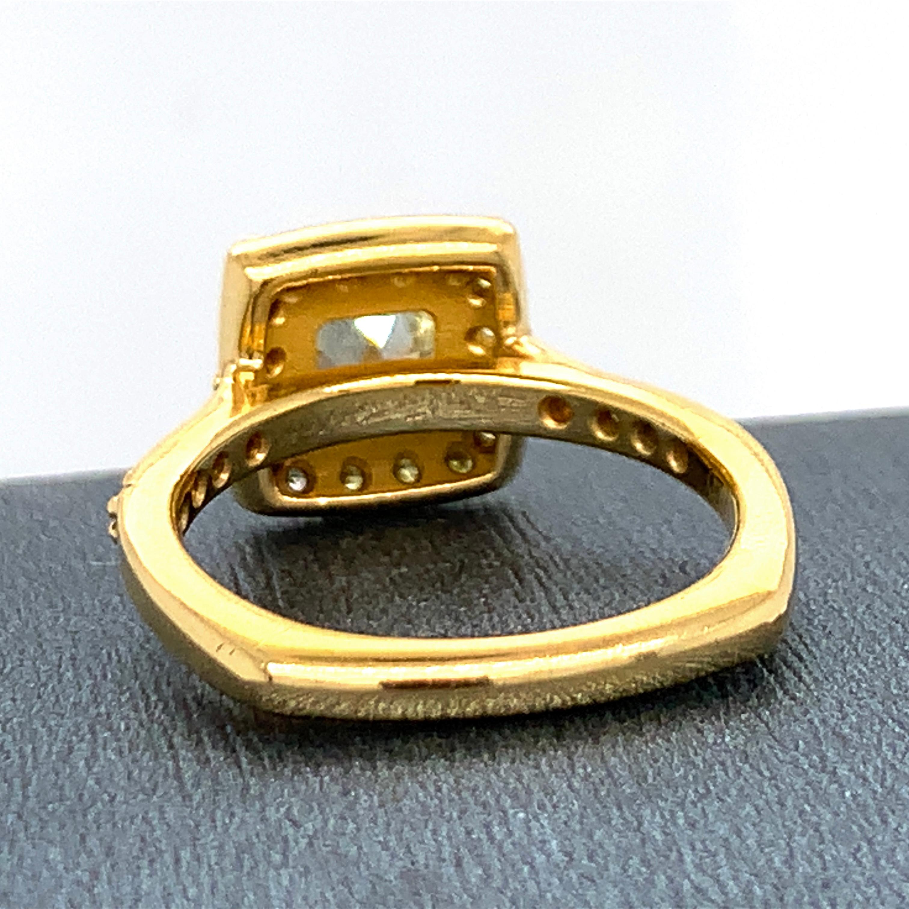 1.78 Tcw Fancy Yellow Diamond Ring VS2 Natural GIA Certified 18k Yellow Gold In Good Condition For Sale In Puyallup, WA