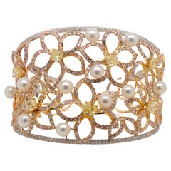 17.80 Carat Multicolor Diamond and Pearls Bangle Bracelet 18K Gold