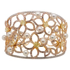 17.80 Carat Multicolor Diamond and Pearls Bangle Bracelet 18K Gold