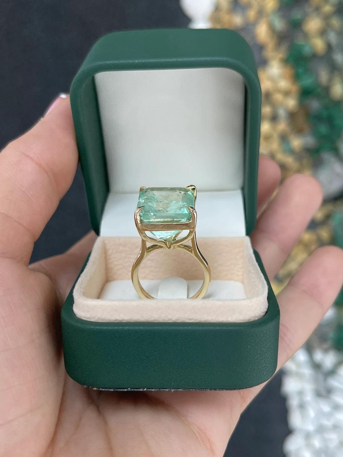 17.80ct 14K HUGE Natural Light Spring Green Emerald Cut Colombian Emerald Ring For Sale 3