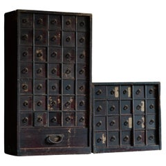 1780s-1850s Edo medicina japonesa antigua cómoda 2pc gabinete wabi sabi 1780s-1850s Edo medicina japonesa antigua cómoda 2pc gabinete wabi sabi