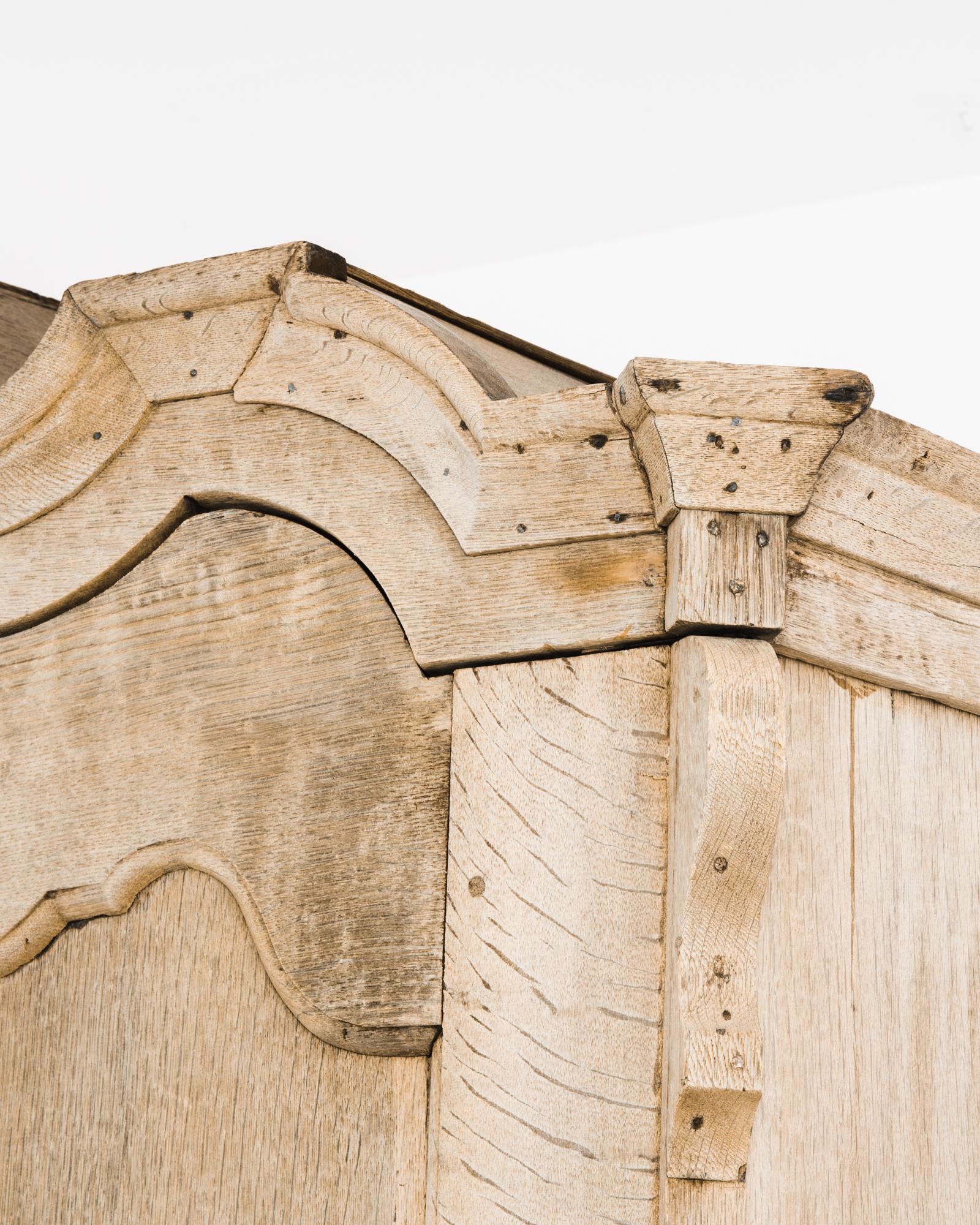Commode hollandaise en chêne blanchi des années 1780 Bon état - En vente à High Point, NC