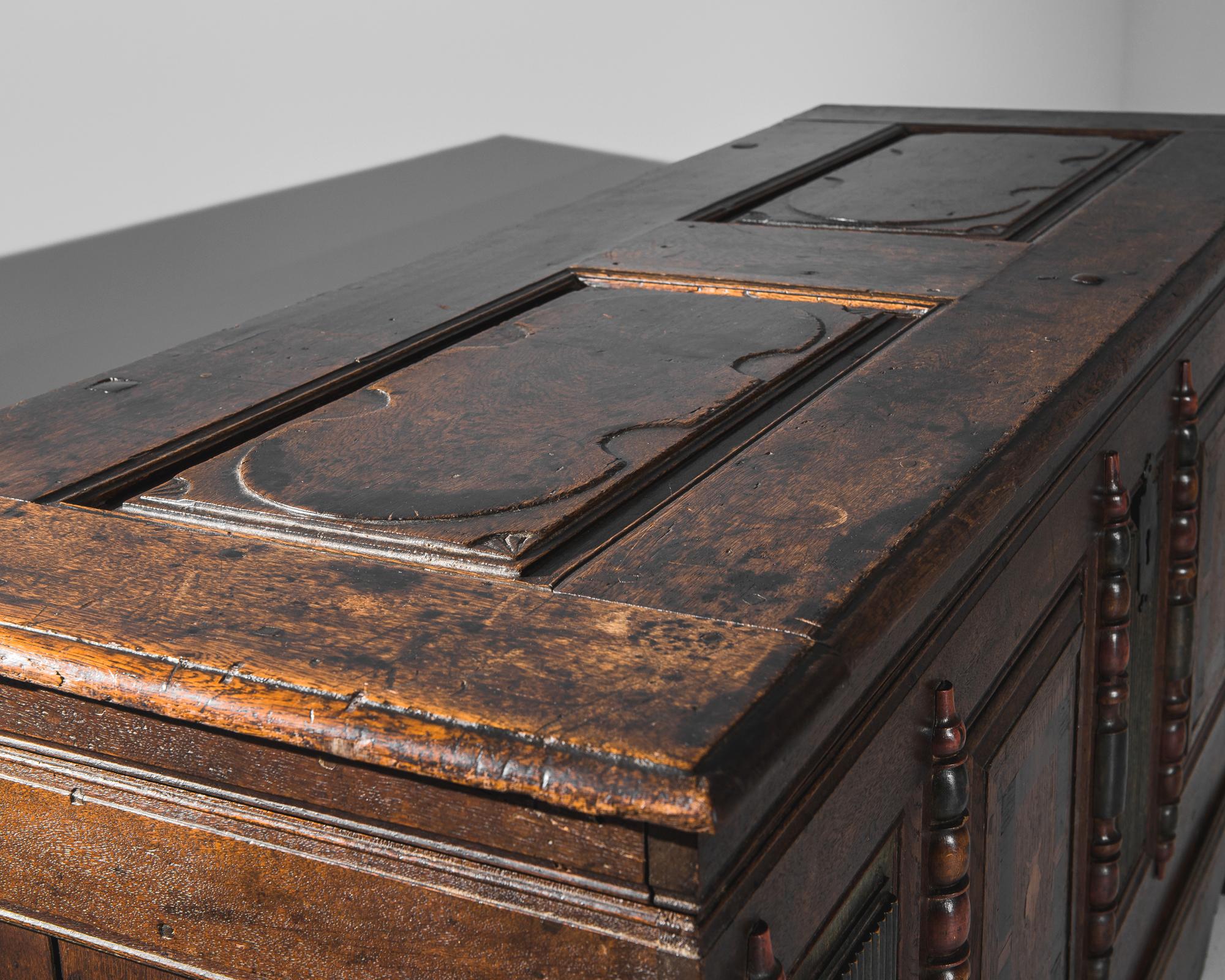 Baúl de madera alemán de 1780 con pátina original 1