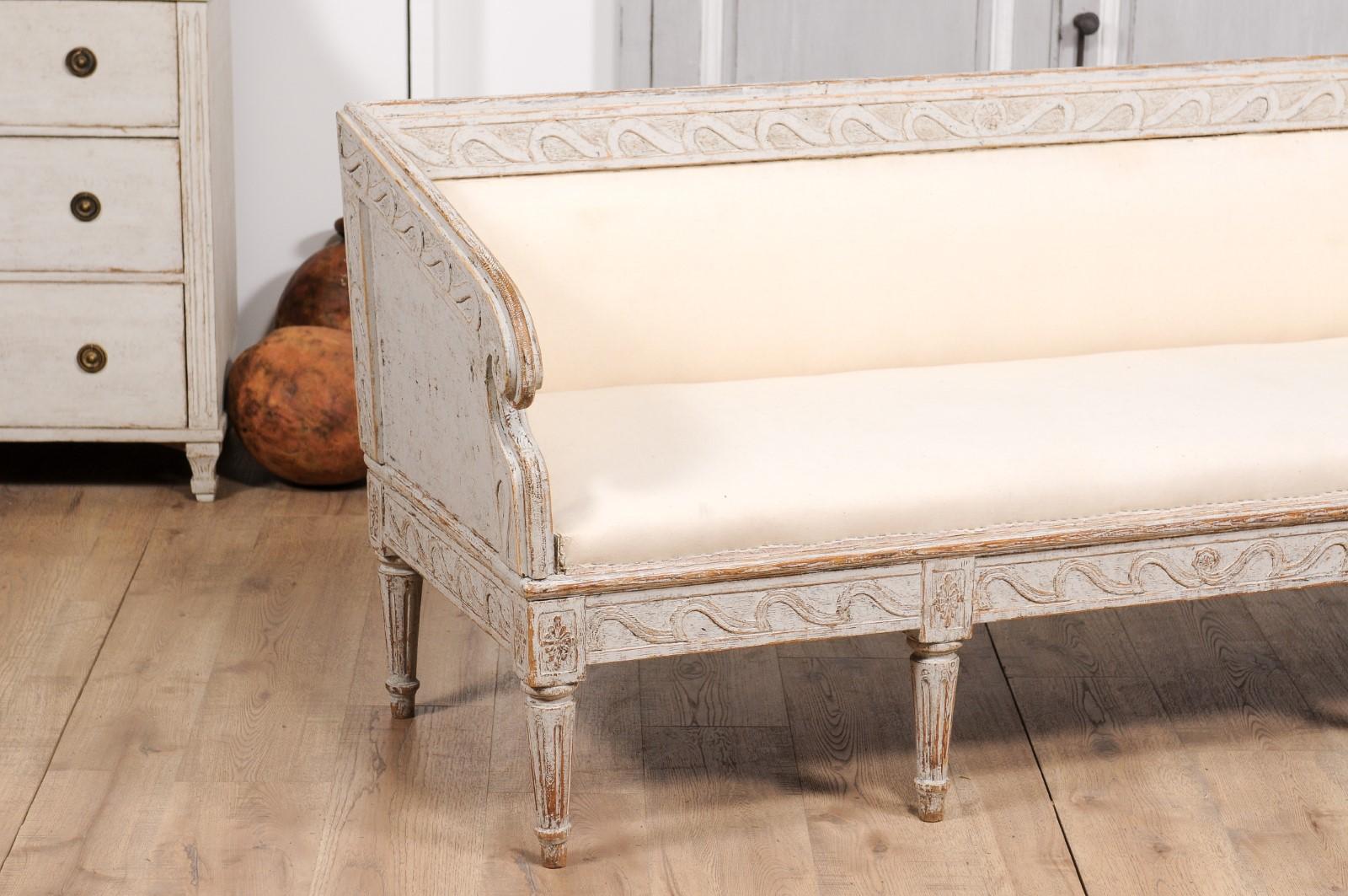 1780s Gustavian Period Swedish Sofa with Carved Vitruvian Scroll Inspired Frieze In Good Condition In Atlanta, GA