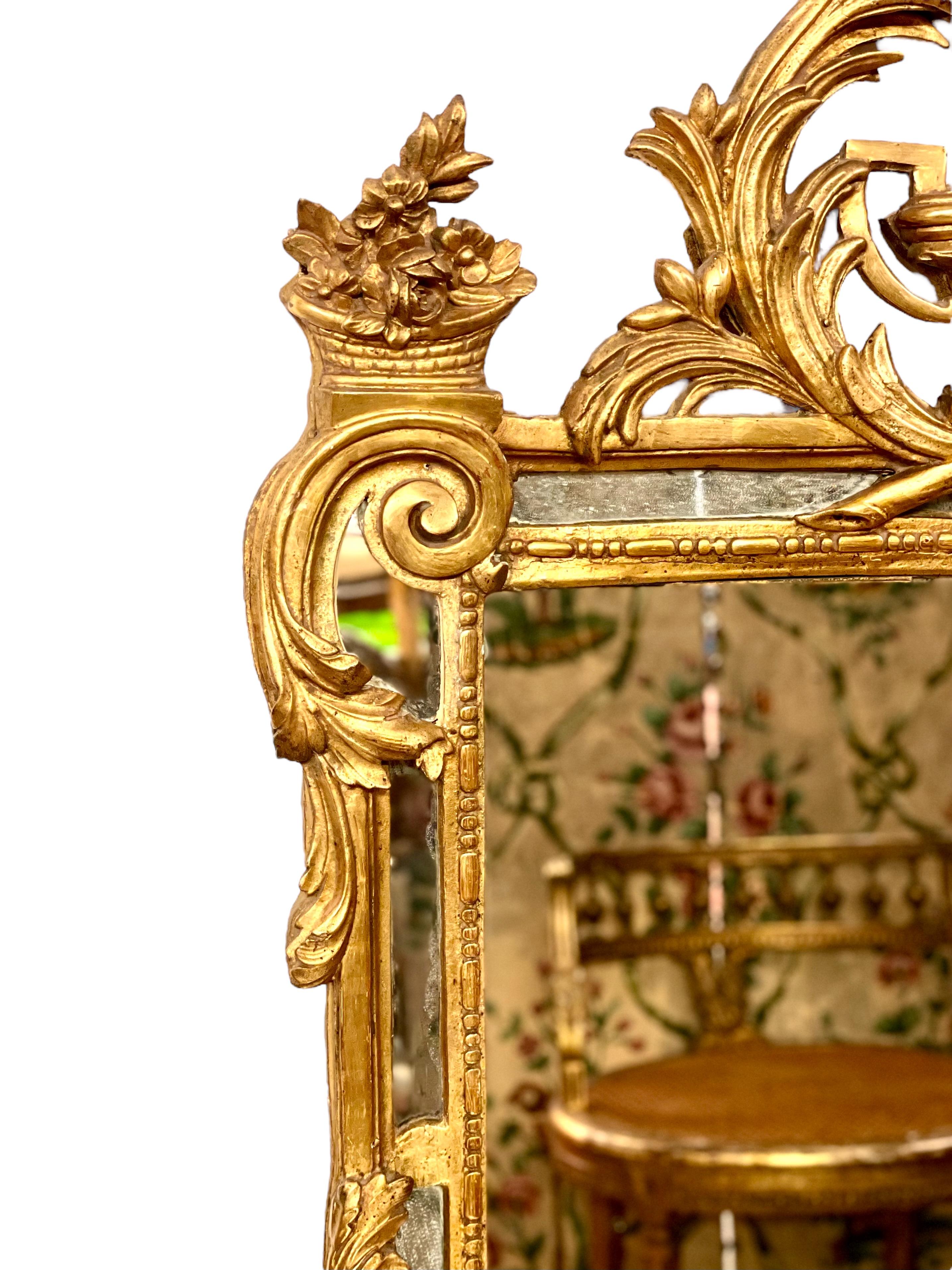 18th Century and Earlier 1780s Louis XVI Pareclose Giltwood Mirror  For Sale