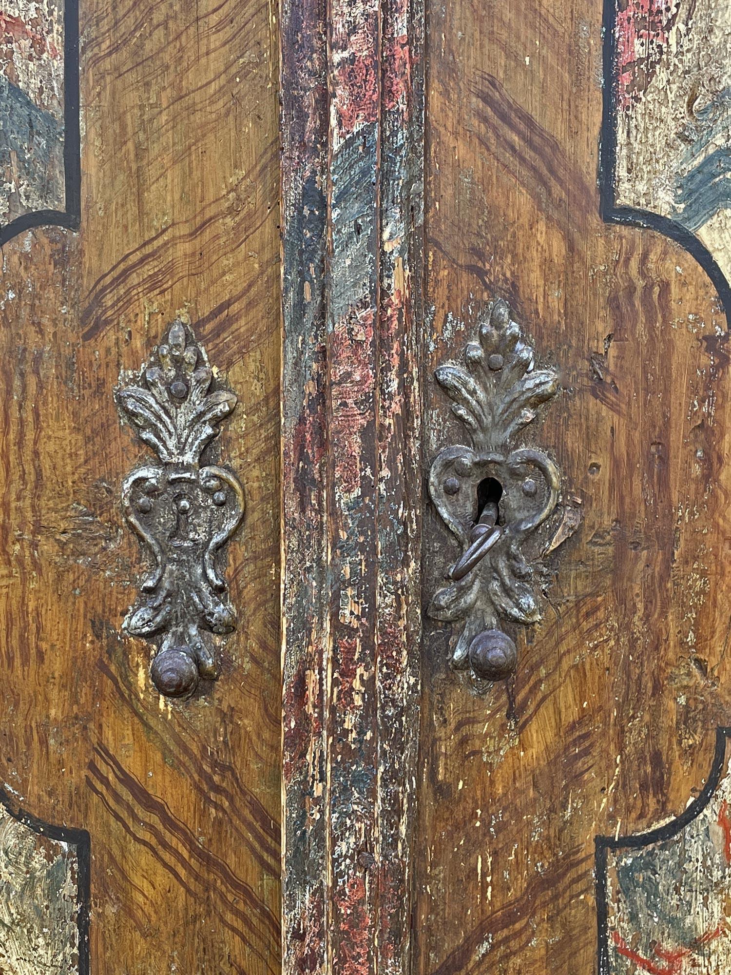1781 Tyrolean Painted Wardrobe In Good Condition In Vo', Veneto