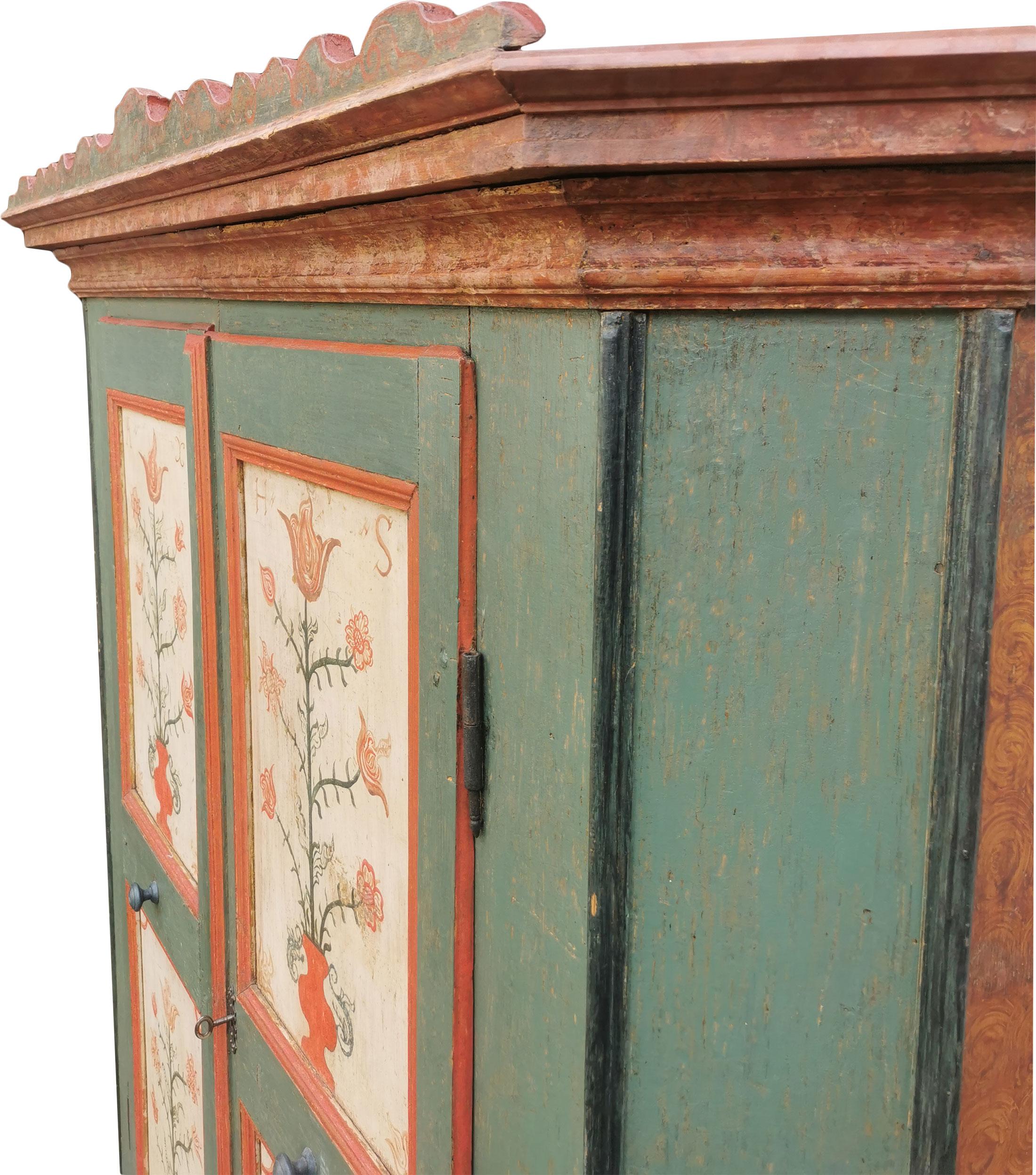 1782 Green Floral Painted Wardrobe For Sale 4