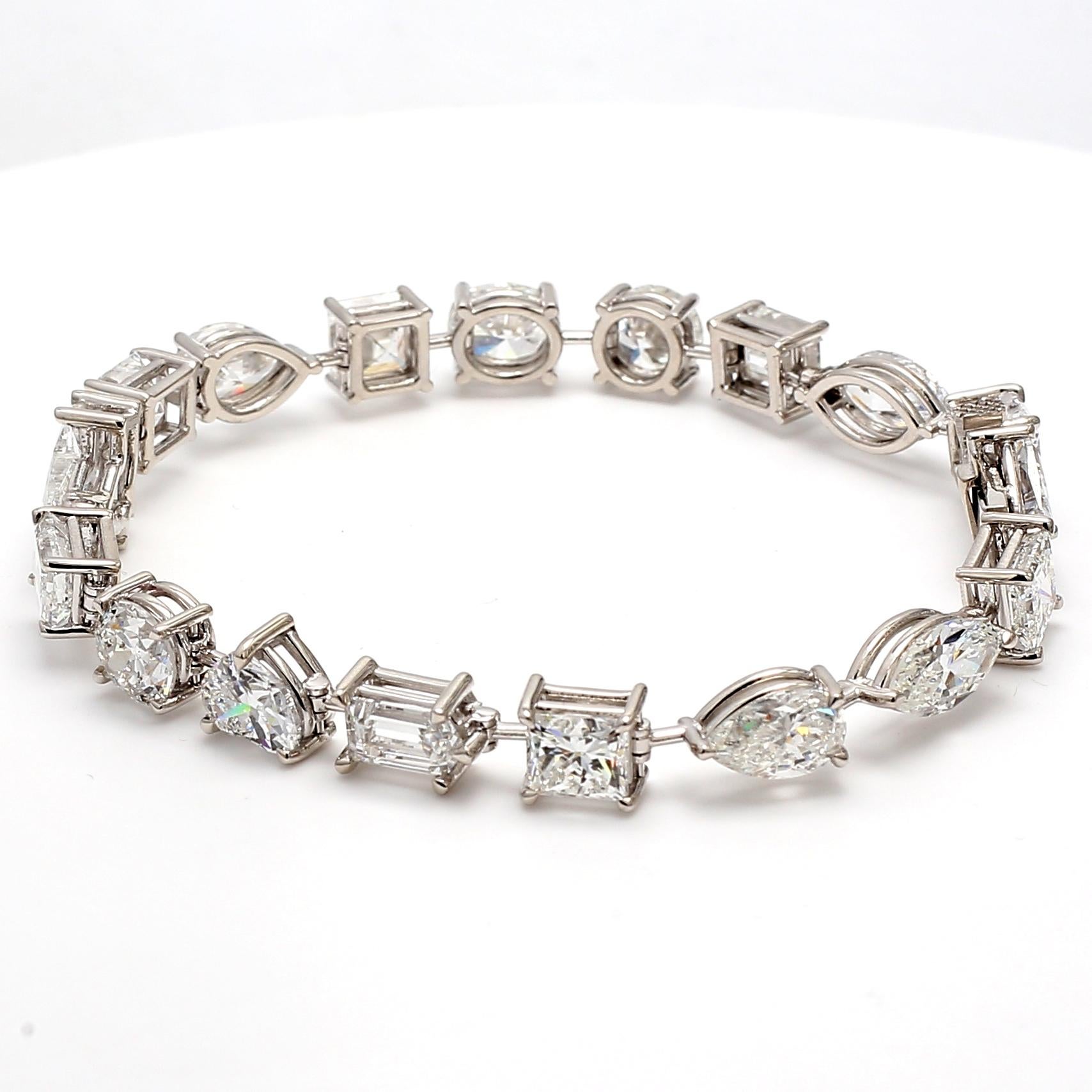 17.83 Carat Mix Cut D-G SI1-I1 GIA Diamond 18 Karat White Gold Tennis Bracelet For Sale 5