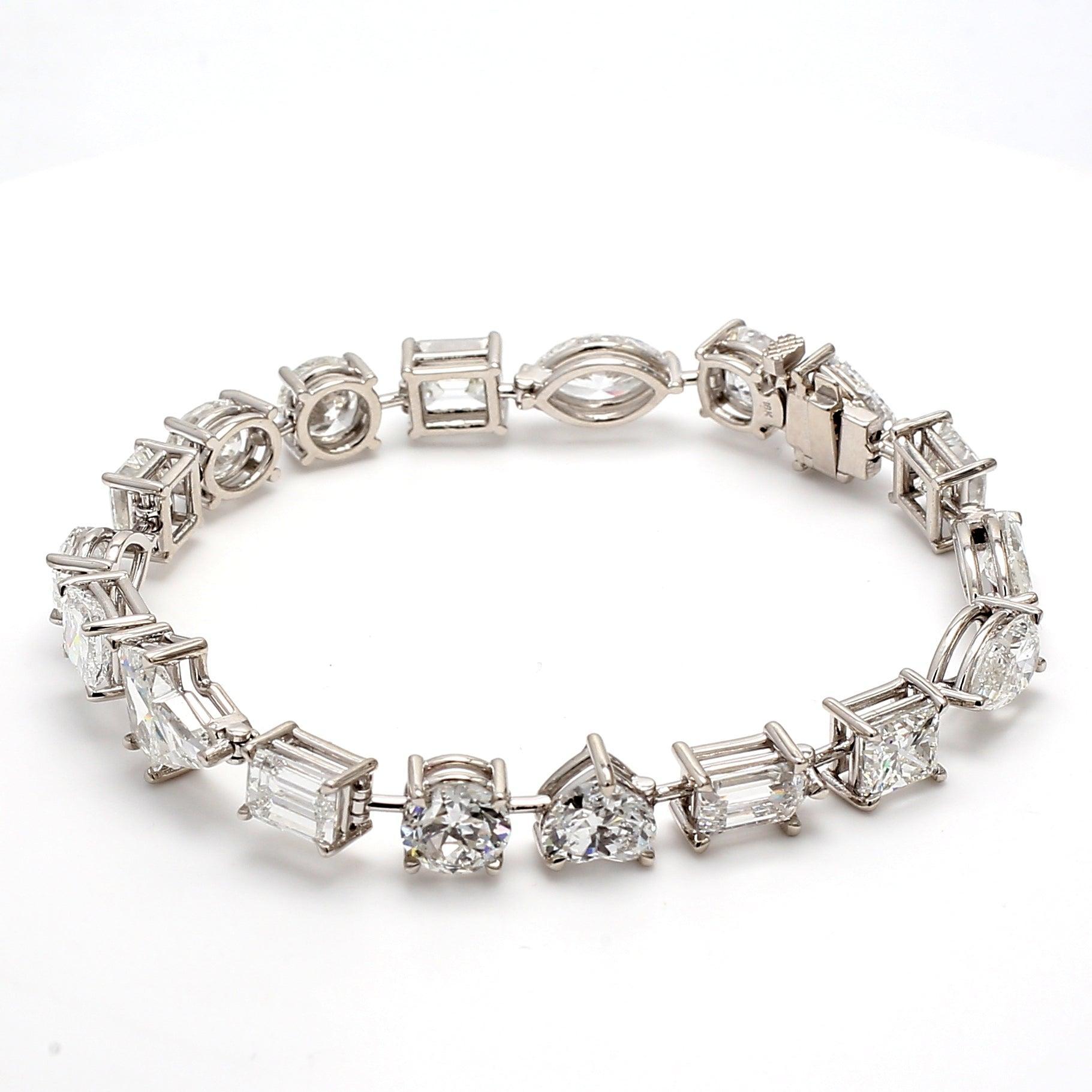 17.83 Carat Mix Cut D-G SI1-I1 GIA Diamond 18 Karat White Gold Tennis Bracelet For Sale 2