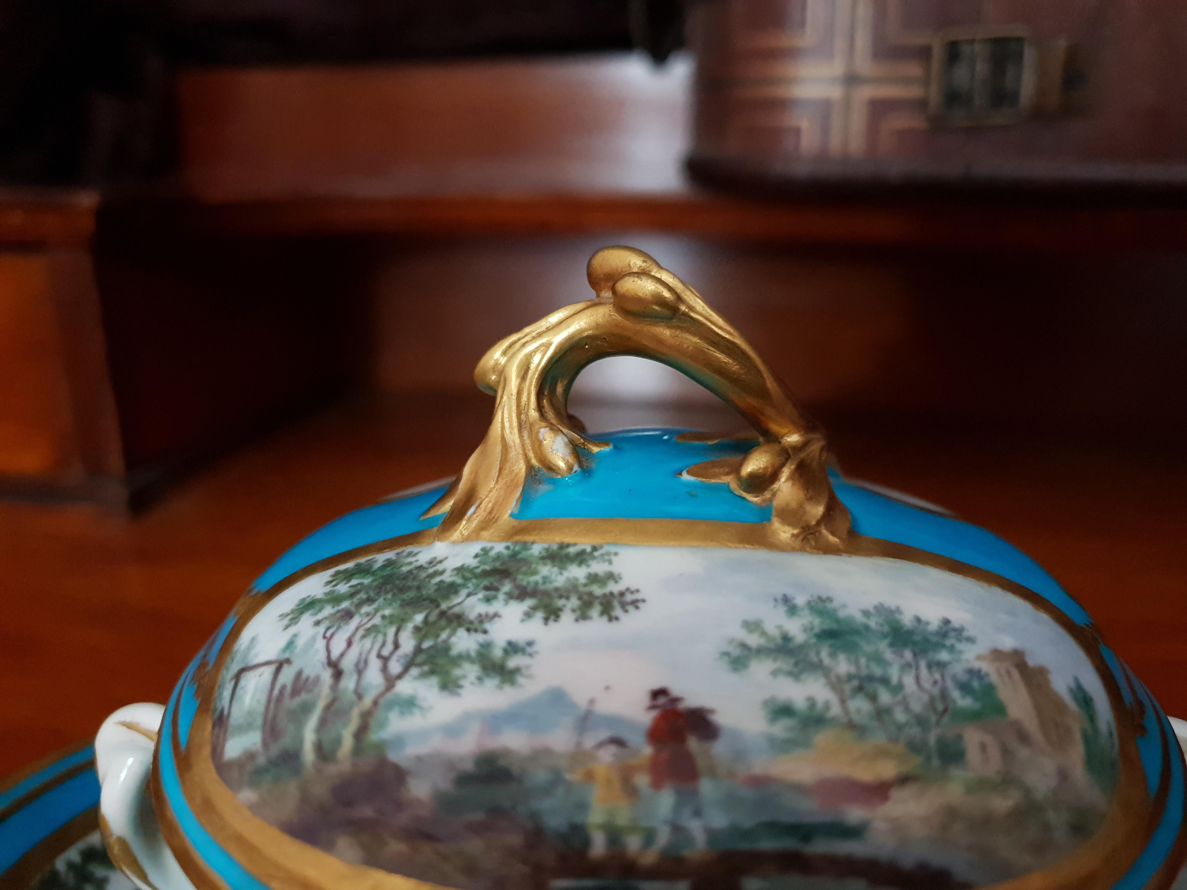 French  18th Century Sevres Blue Hand Painted Lidded Chocolate Cup & Saucer For Sale