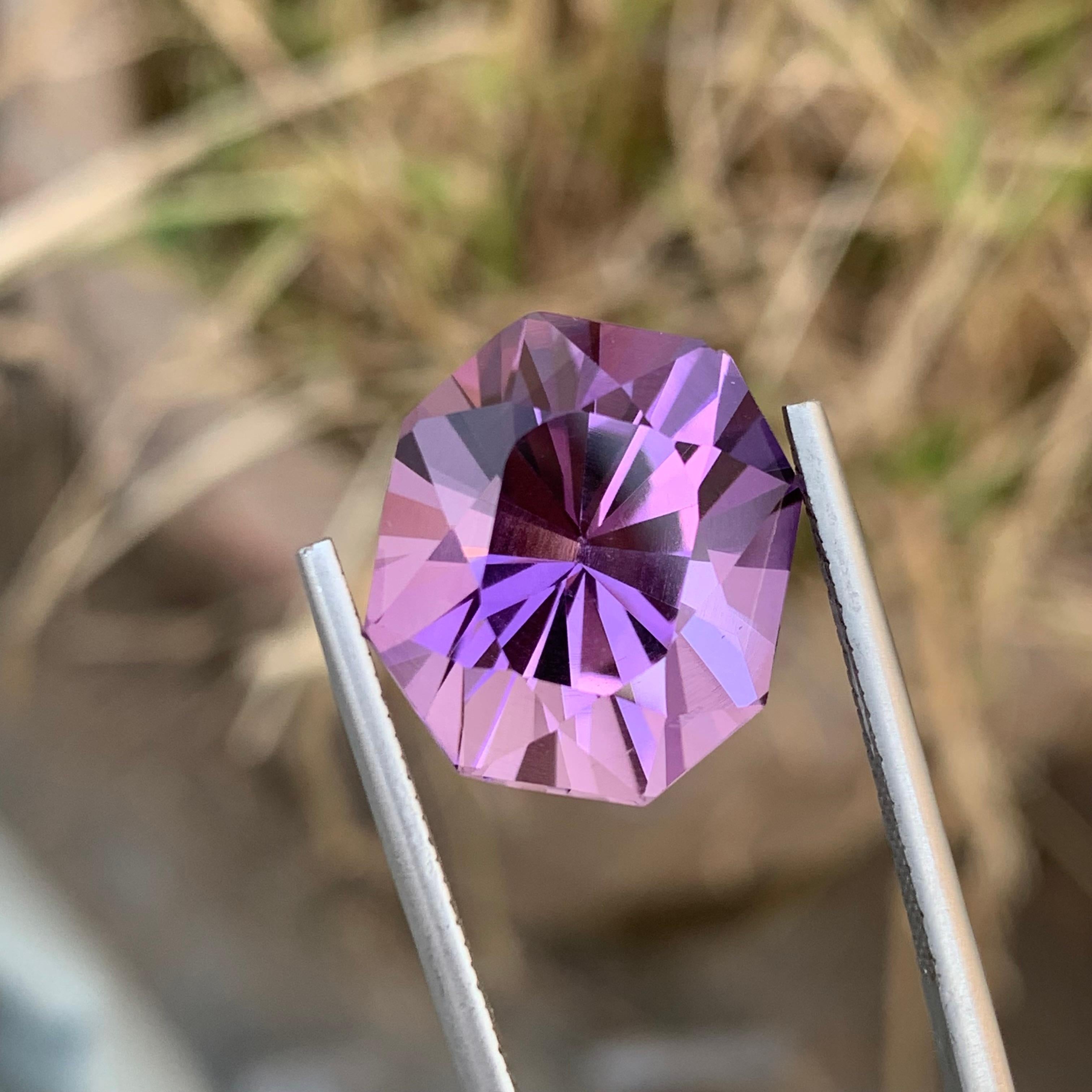 17.85 Carats Natural Loose Purple Amethyst Fancy Cut Gemstone  For Sale 4