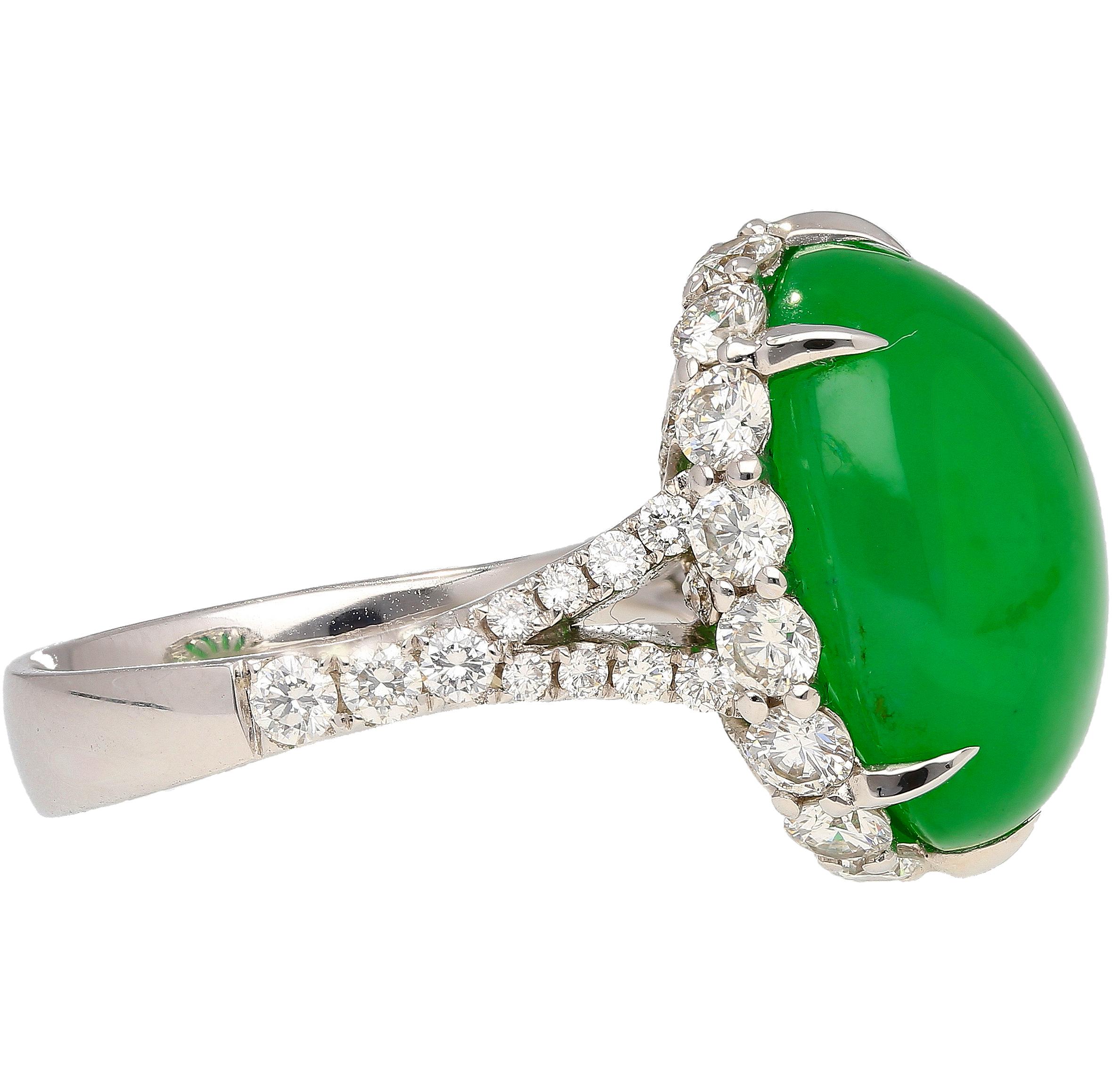 Women's 17.86 Carat Oval Cut Jadeite Jade and Diamond Ring in 18K White Gold For Sale