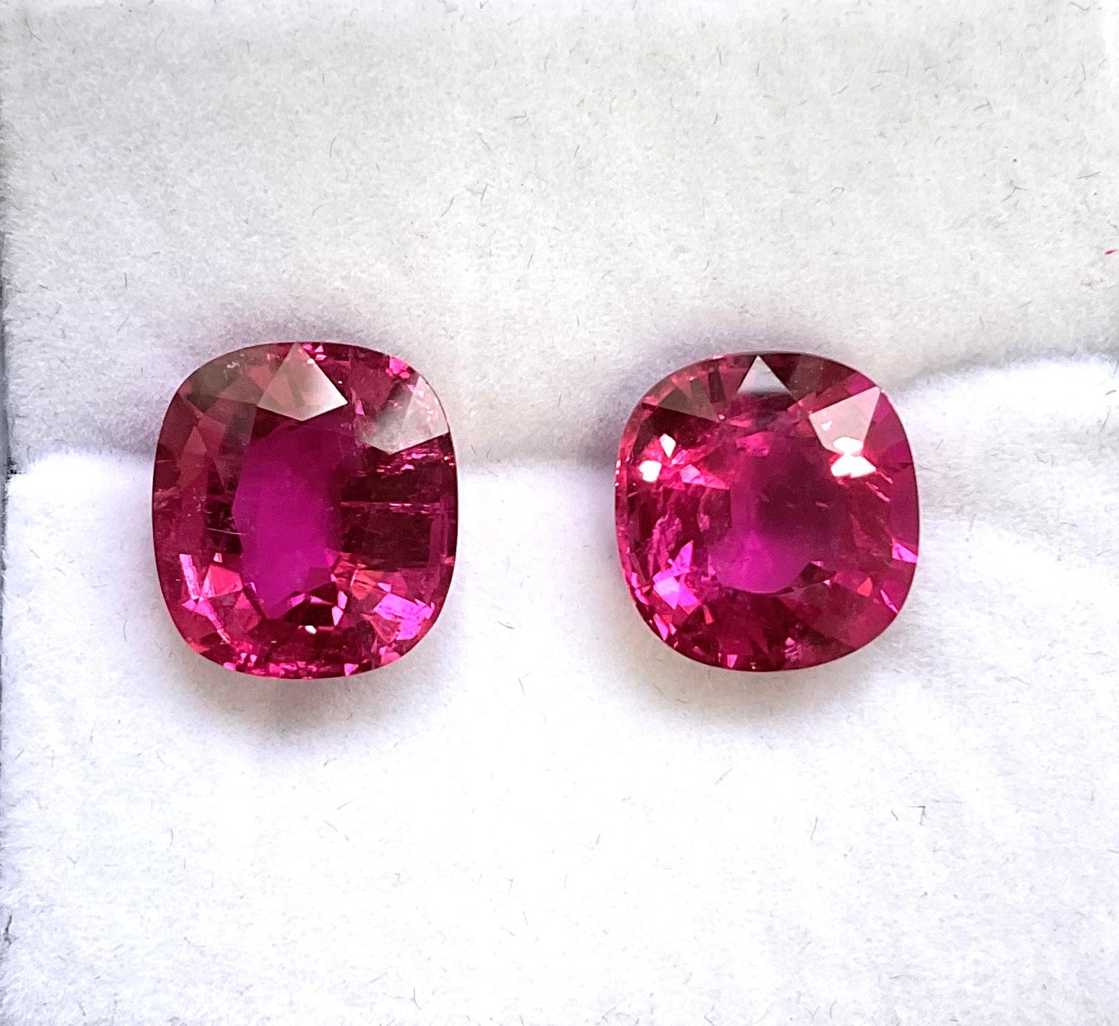 Art Déco 17.88 Carats Rubellite Tourmaline Cushion Cut stone For Jewelry Natural gemstone in vendita