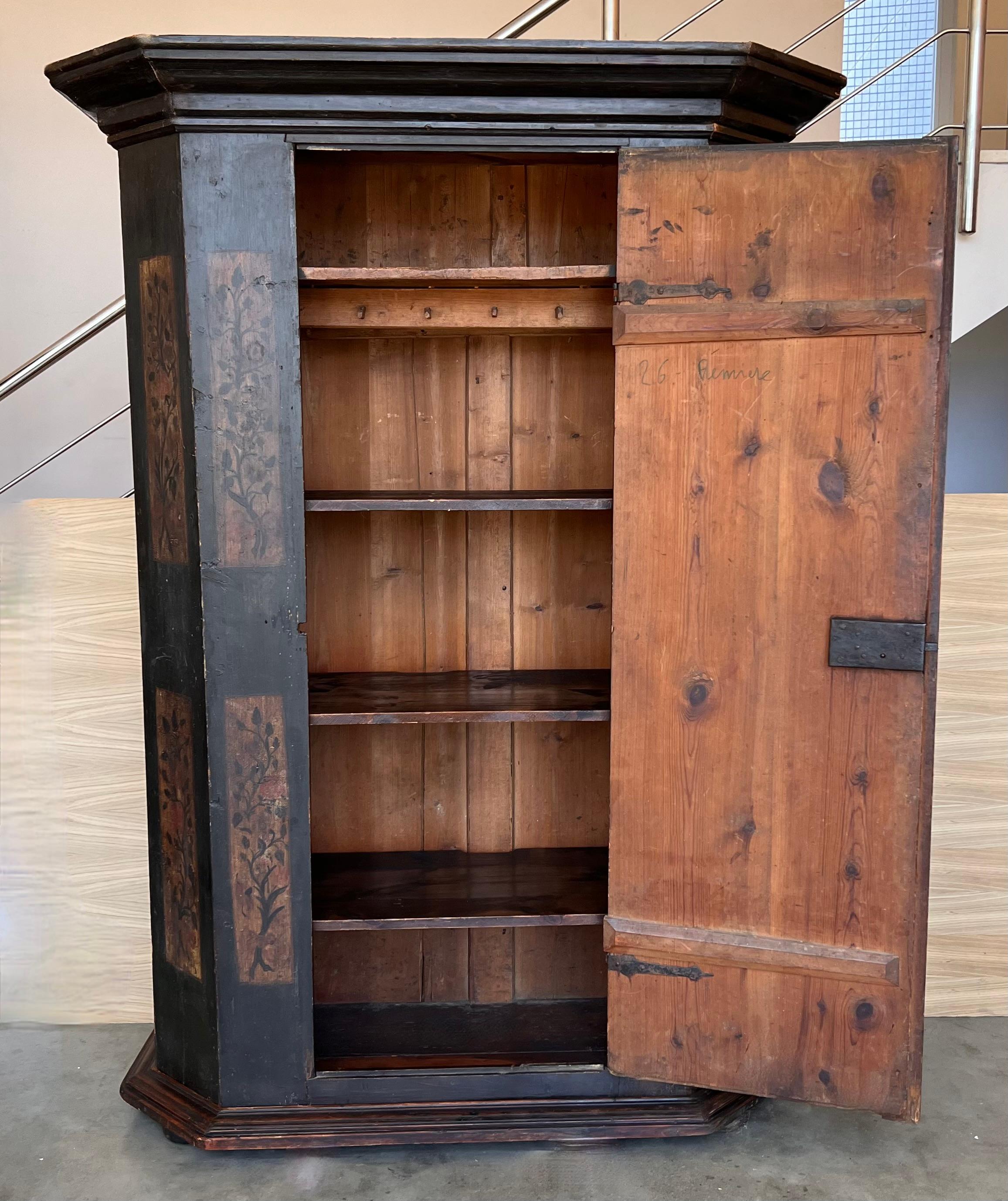Armario pintado español de 1788 siglo XVIII en venta