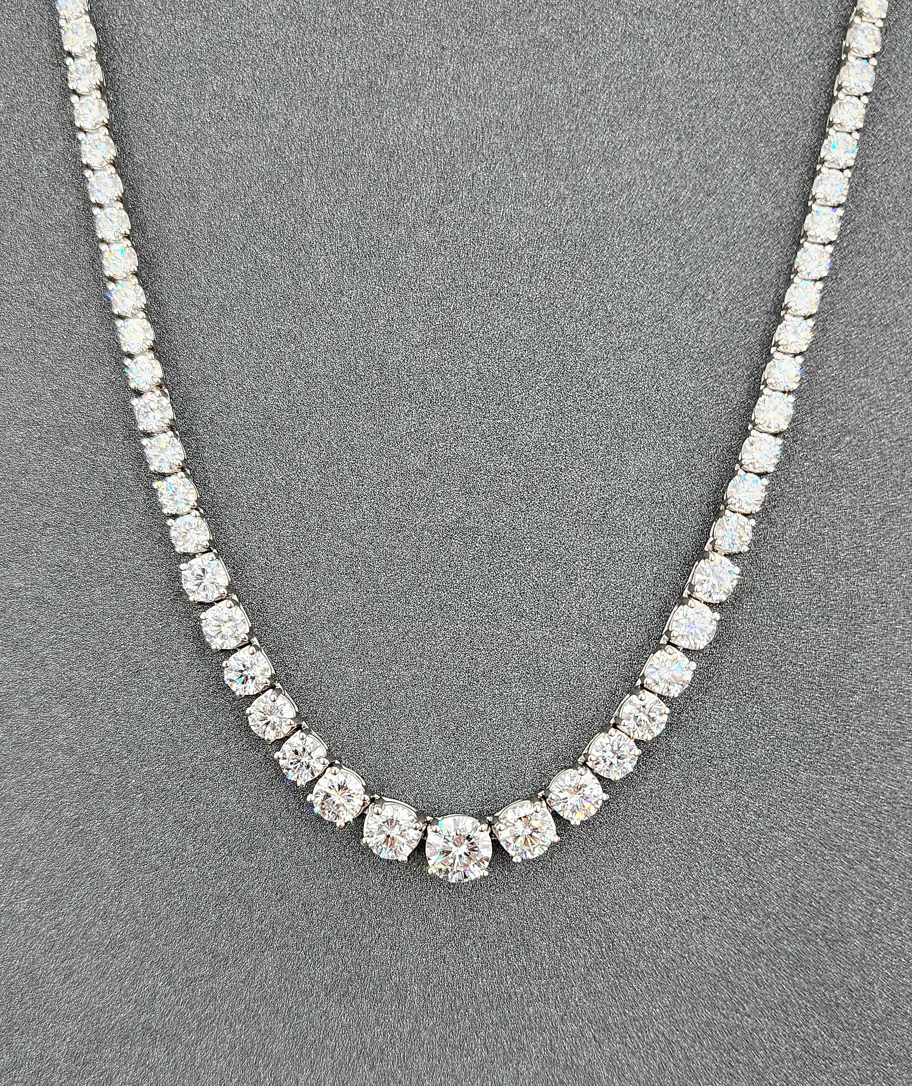 17.89 ct Riviera Graduated Diamond Necklace In New Condition In Chicago, IL