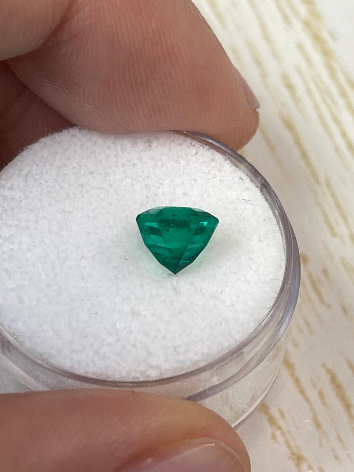 1,78 carat AAA+ Captivant Muzo vert Asscher Cut Colombian Gem 7x7 Genuine May Unisexe en vente