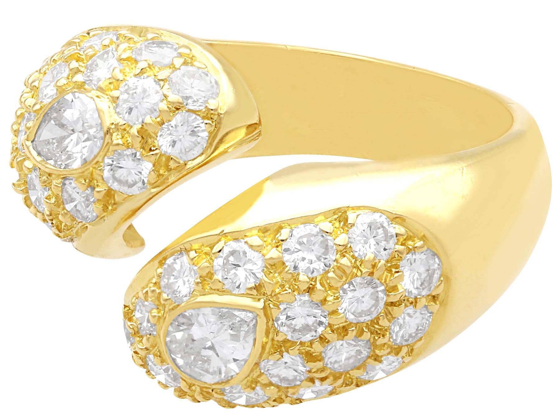 Taille poire Bague serpent vintage en or jaune 18 carats et diamants de 1,78 carat en vente