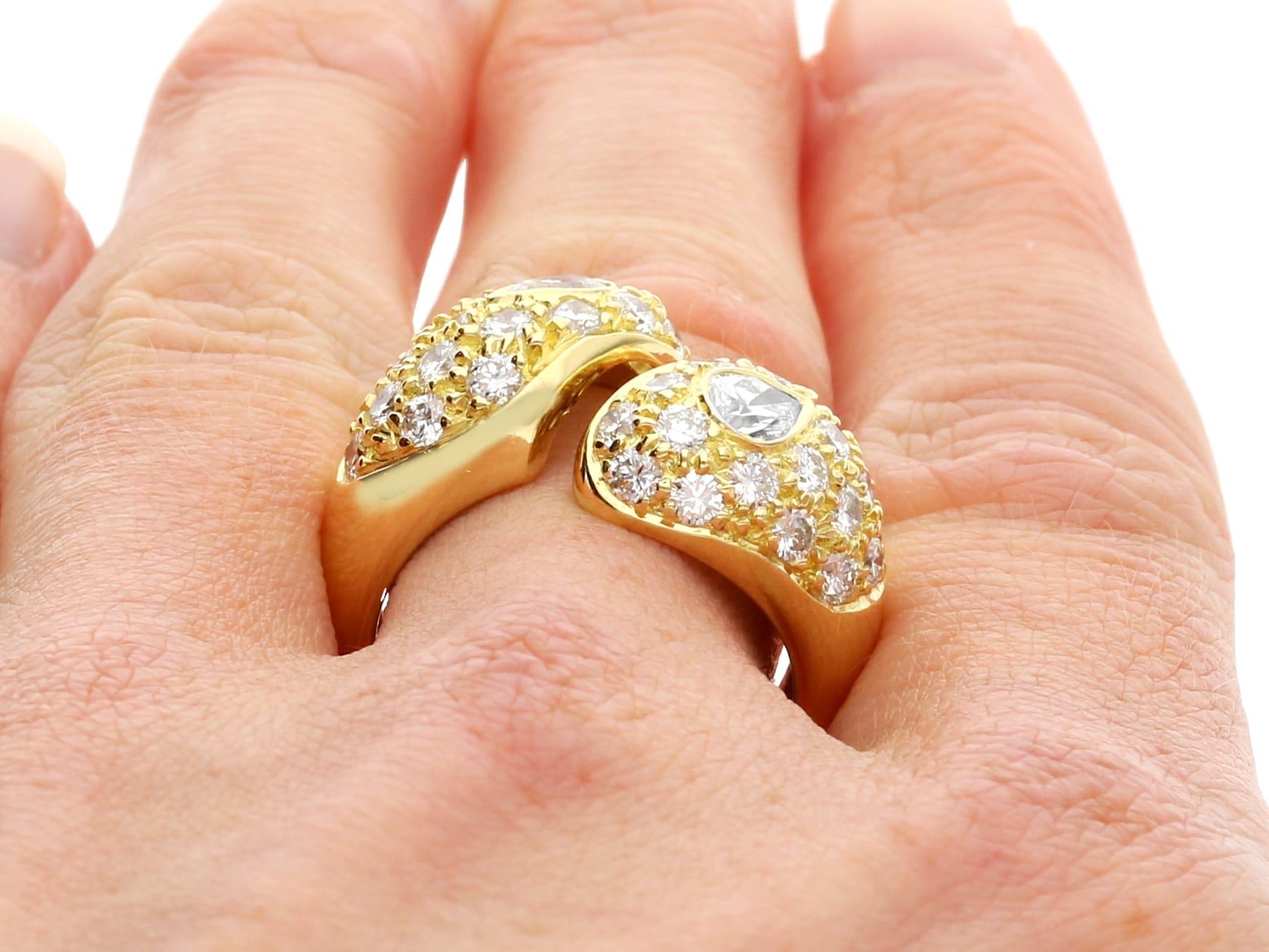 Vintage 1.78 Carat Diamond and 18k Yellow Gold Snake Ring For Sale 4