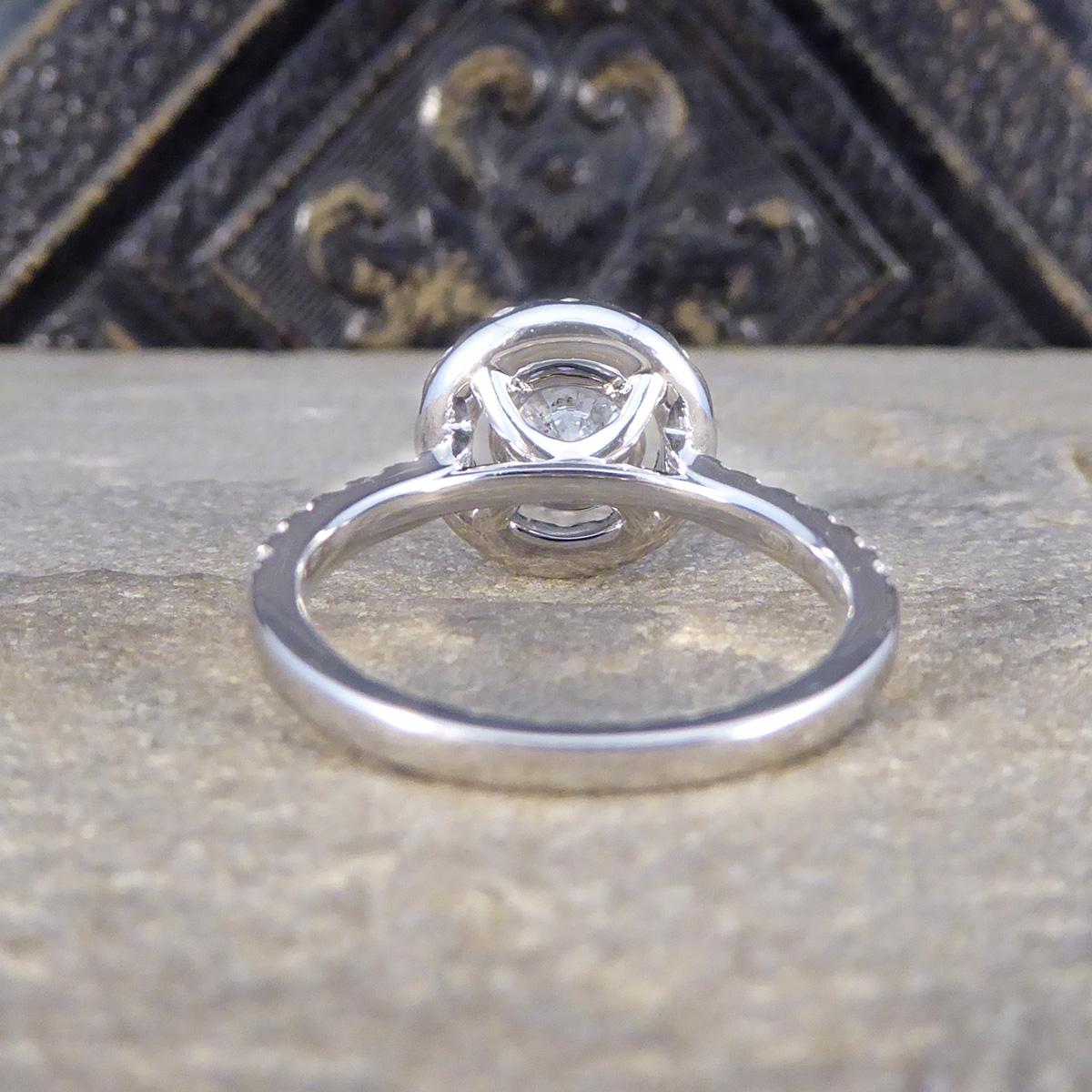 Brilliant Cut 1.78ct Diamond Halo Cluster Ring in Platinum For Sale