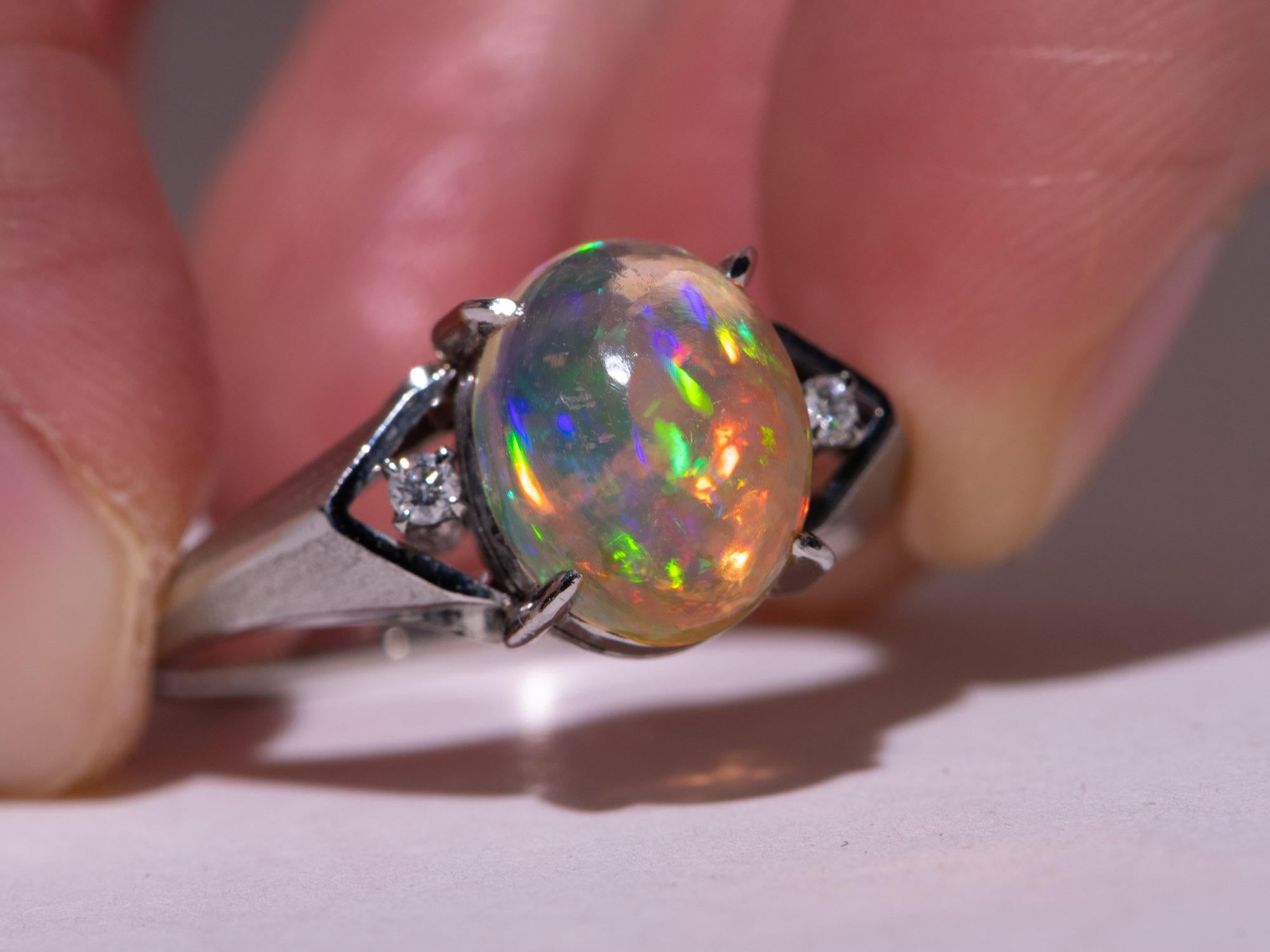 1,78ct Anillo de Ópalo de Fuego Mexicano Brillante de Cúpula Alta Platino V1144 en Excelente estado para la venta en Osprey, FL