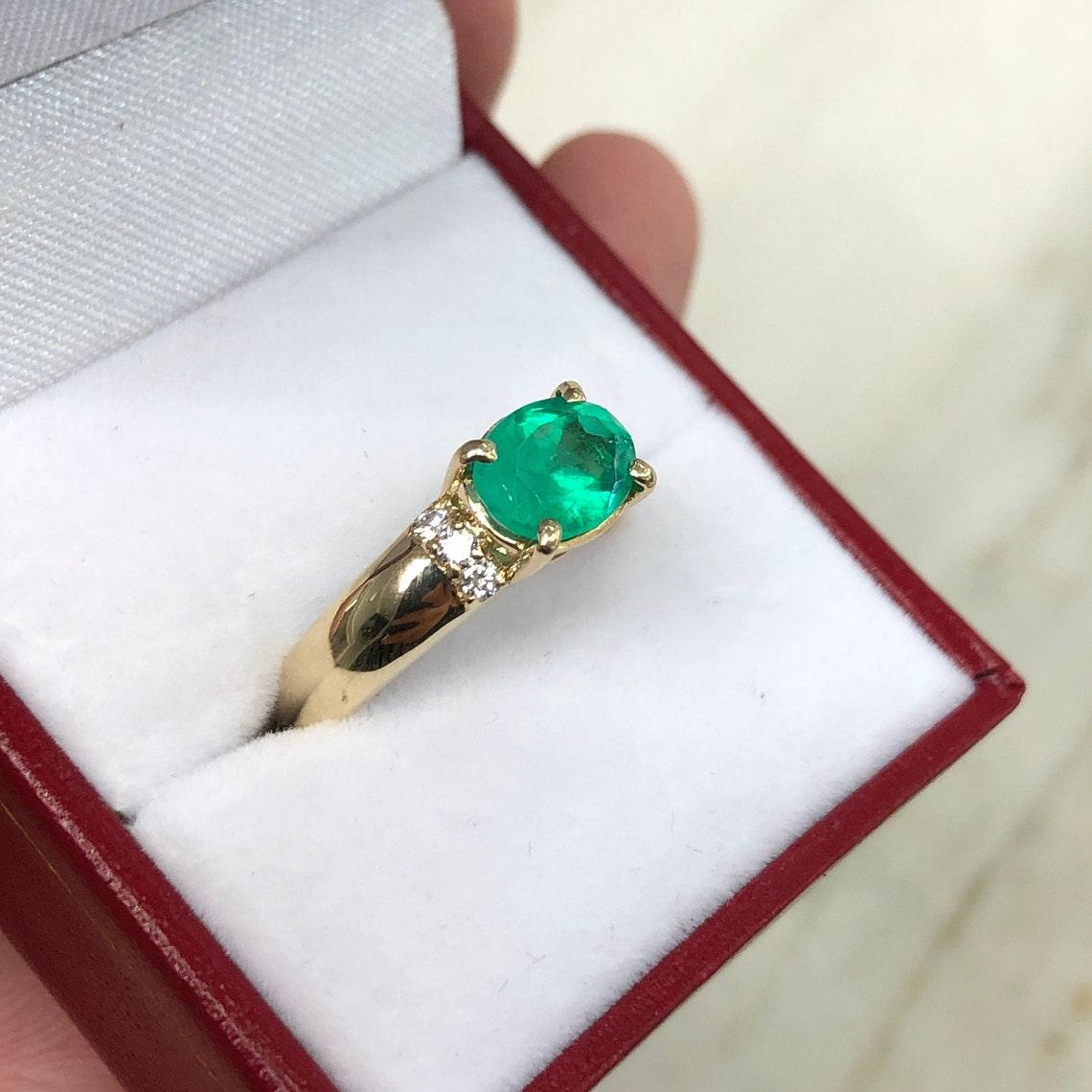 Women's 1.78tcw 18K Colombian Emerald-Oval Cut Diamond Accent Gold Ring For Sale