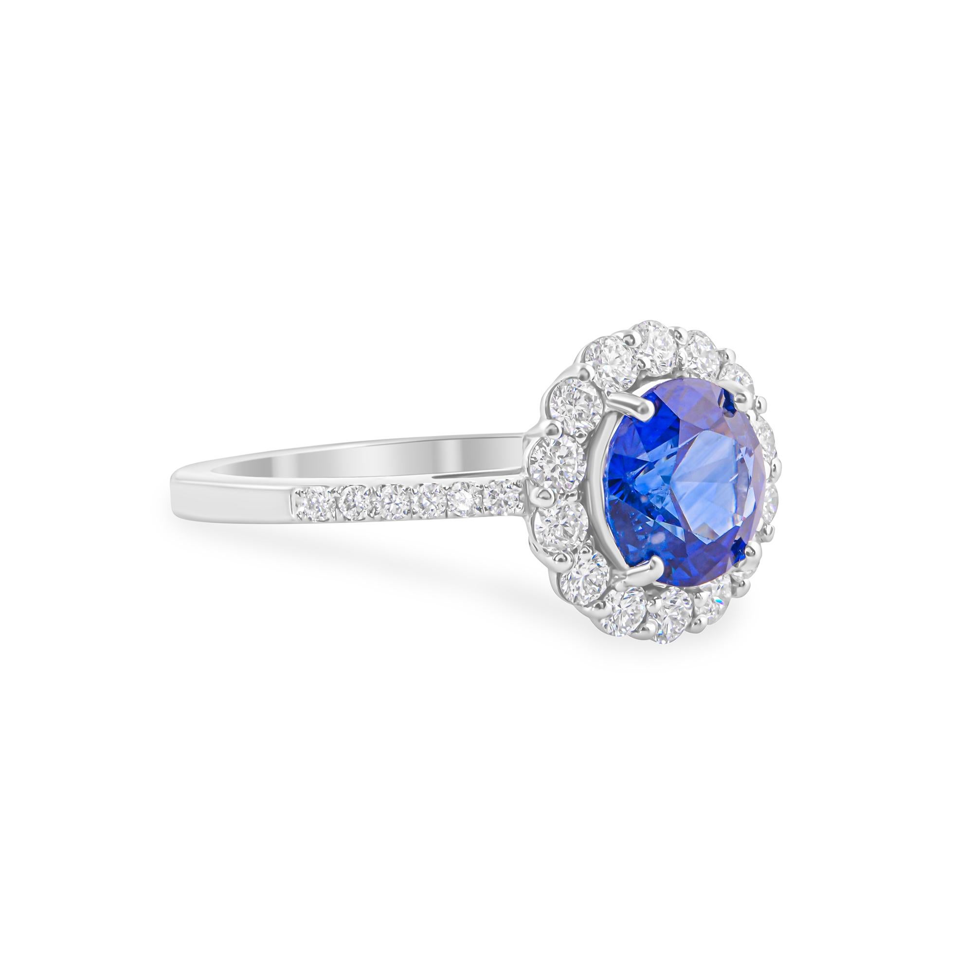 1.79 Carat Blue Sapphire Gemstone Ring 0.52 Ct. SI/H Diamond 18 Karat White Gold In New Condition For Sale In Diera, Dubai