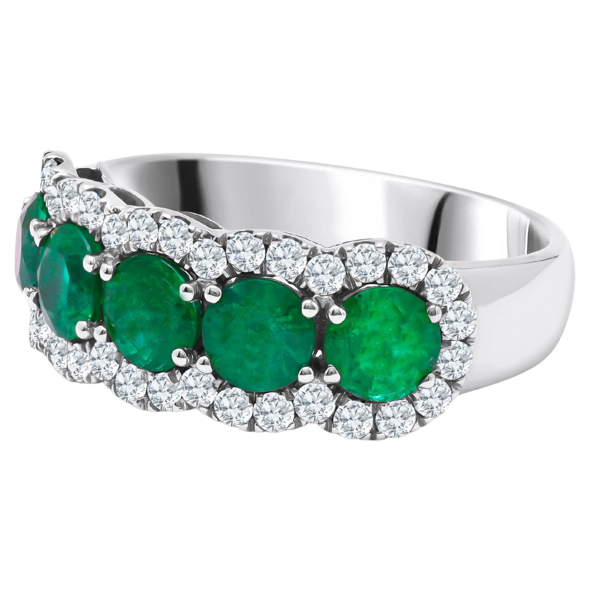 1.79 Carat Emerald Ring with 0.55 Carats Diamond in 18k White Gold ref1505