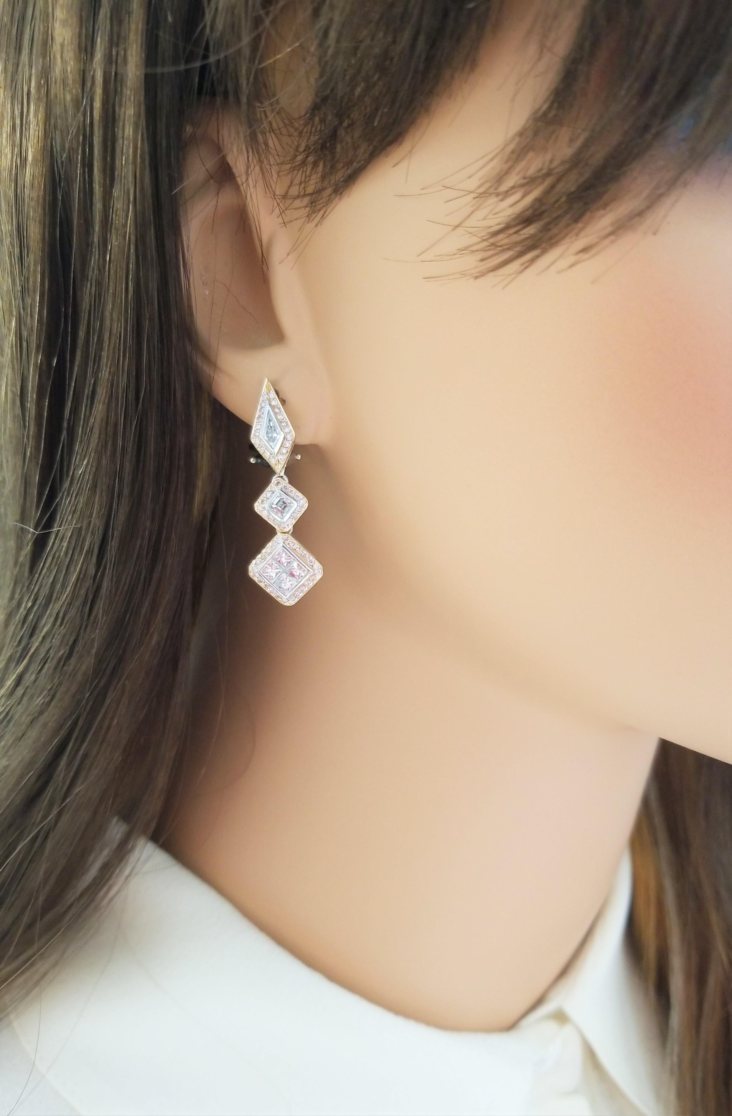 1.79 Karat insgesamt Fancy Shape zweifarbiger Diamant-Tropfen-Ohrring Damen im Angebot