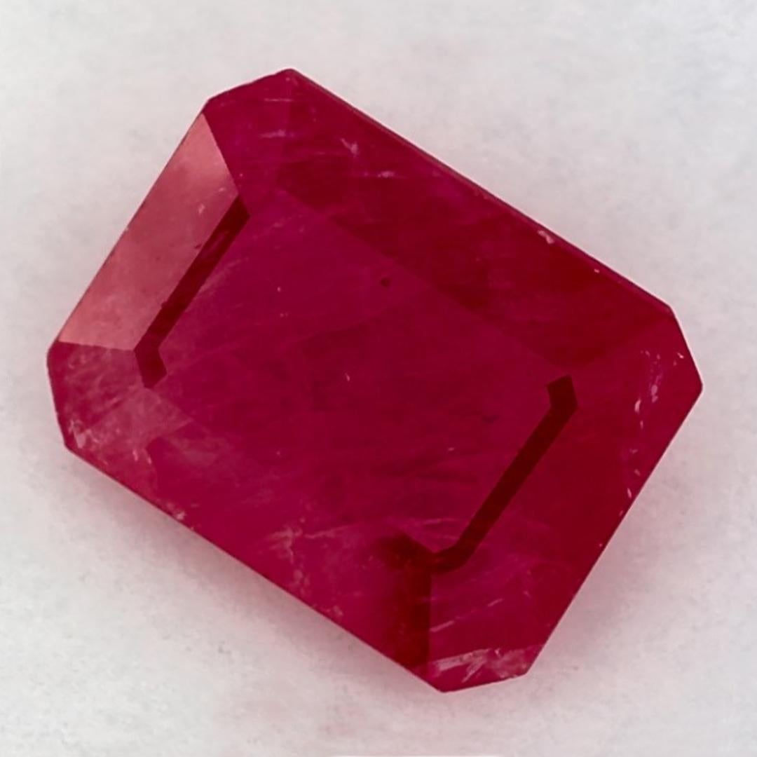 Une pierre de naissance exquise de couleur rouge pour le mois de juillet, censée véhiculer un statut de pouvoir et de richesse.

Explorez la vibrante collection d'émeraudes, de rubis et de saphirs de notre magasin, disponibles sous forme de pierres