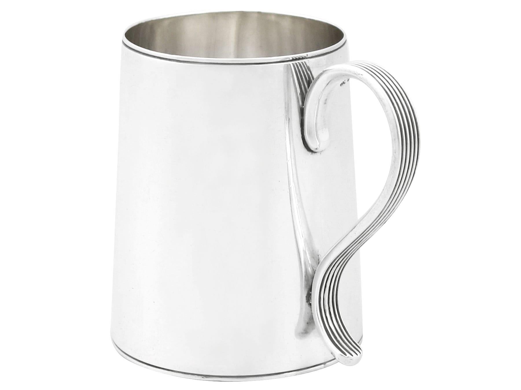 Late 18th Century 1790 Antique Georgian Sterling Silver Ladies Mug For Sale