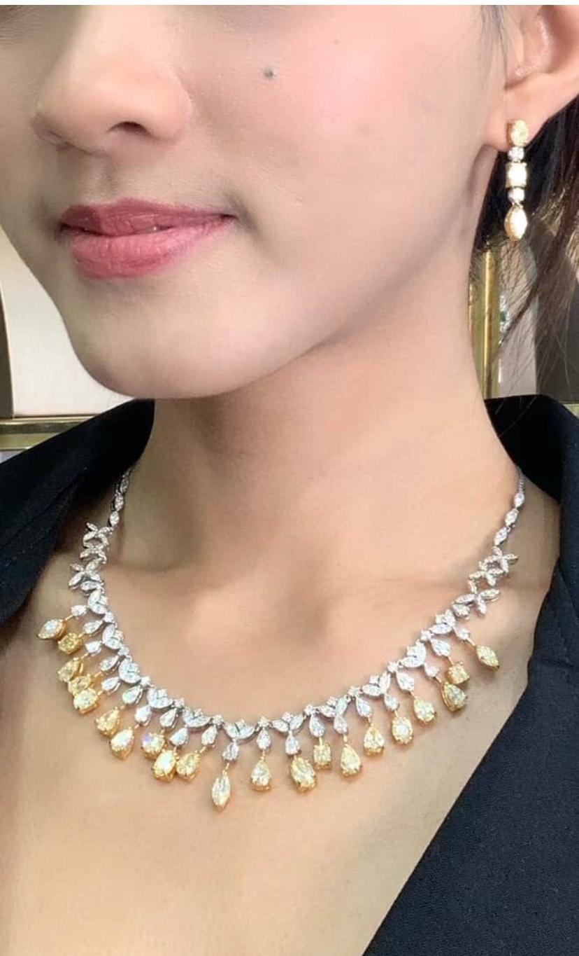 Collana in oro 18 carati con diamanti bianchi e gialli da 17,90 carati in vendita 4