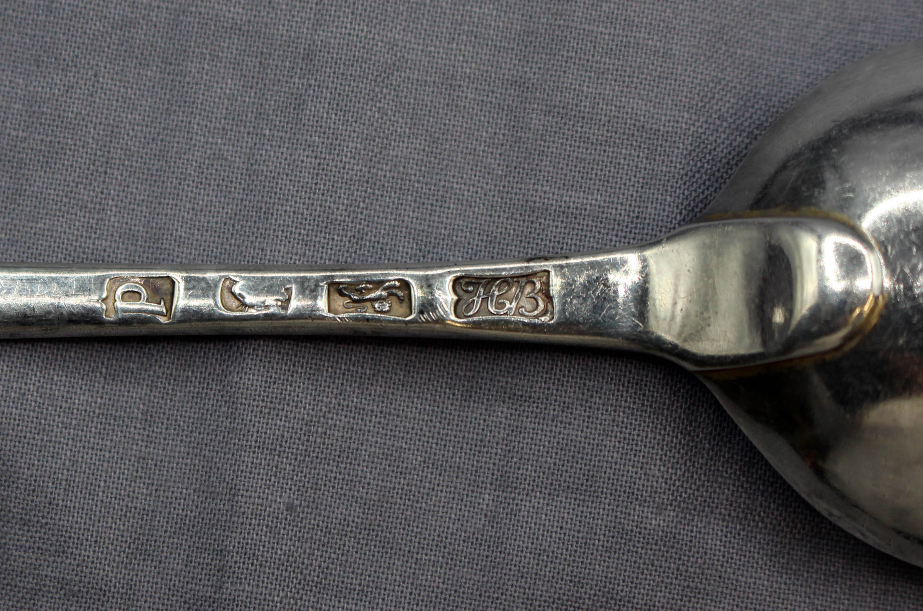 Cucharilla inglesa de plata de ley de 1790 de Hester Bateman Inglés en venta