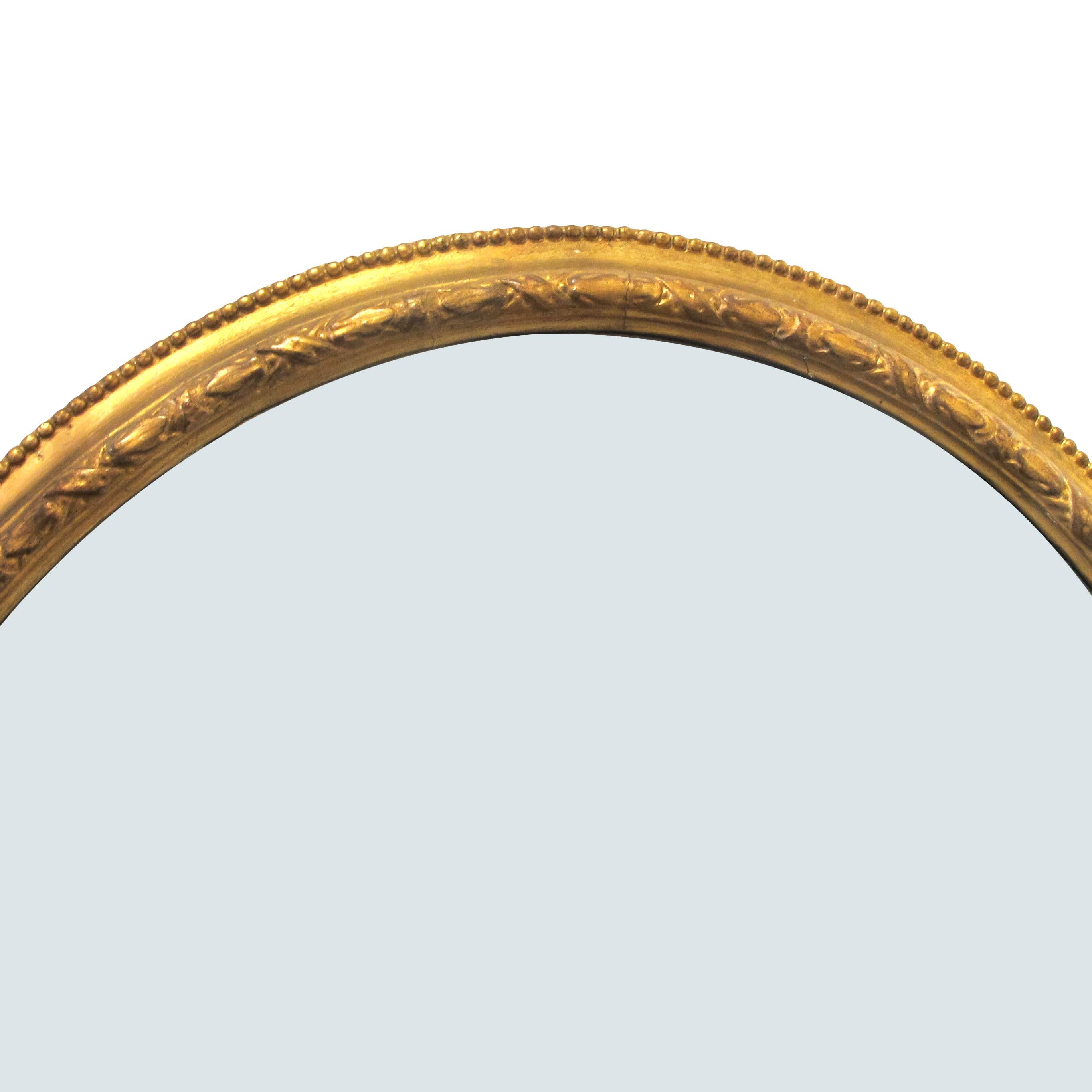 British 1790s Georgian Large Oval Mirror with Gilt Wood Frame, English For Sale