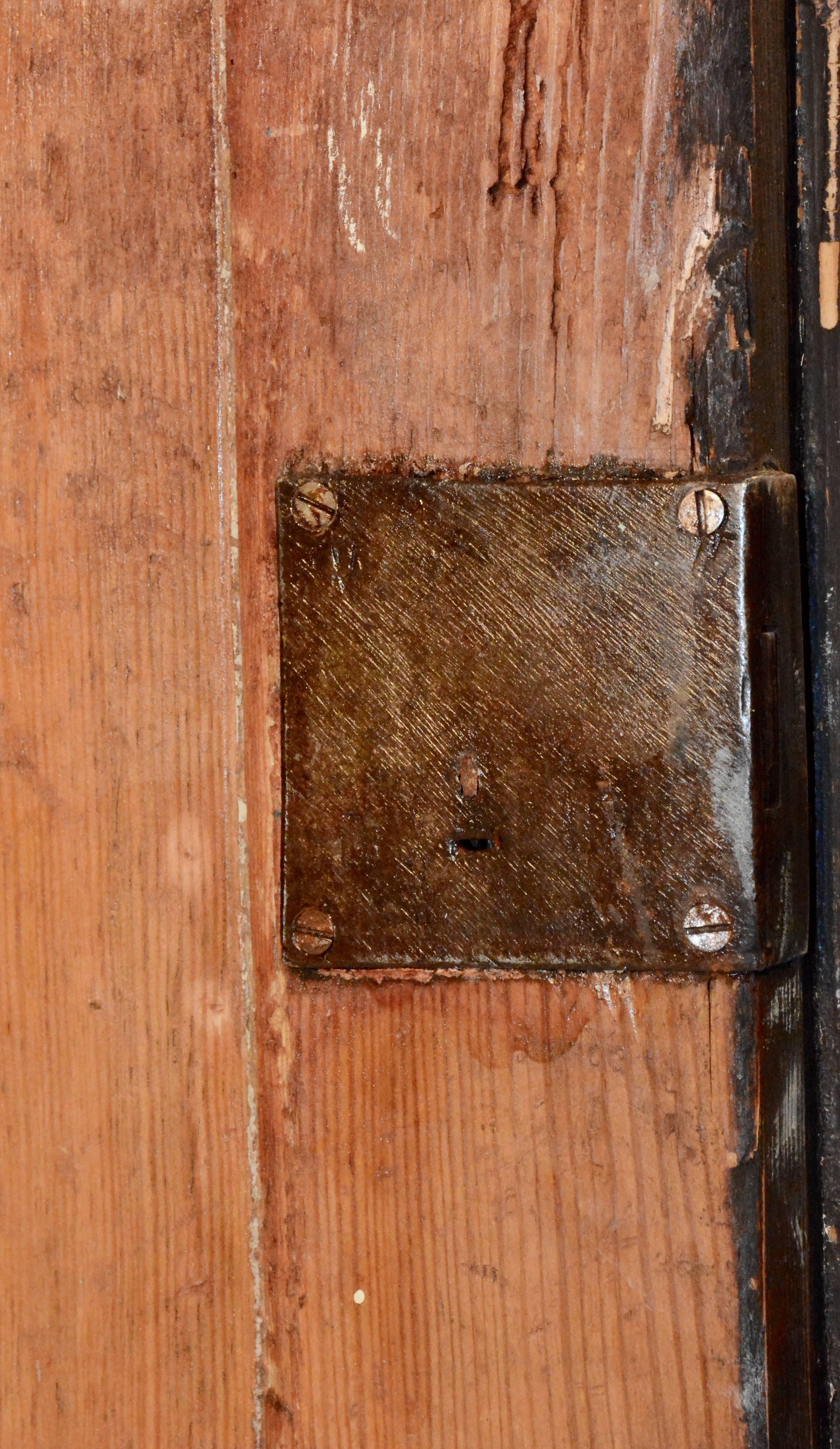 Late 18th Century 1790s Gustavian Corner Cupboard For Sale