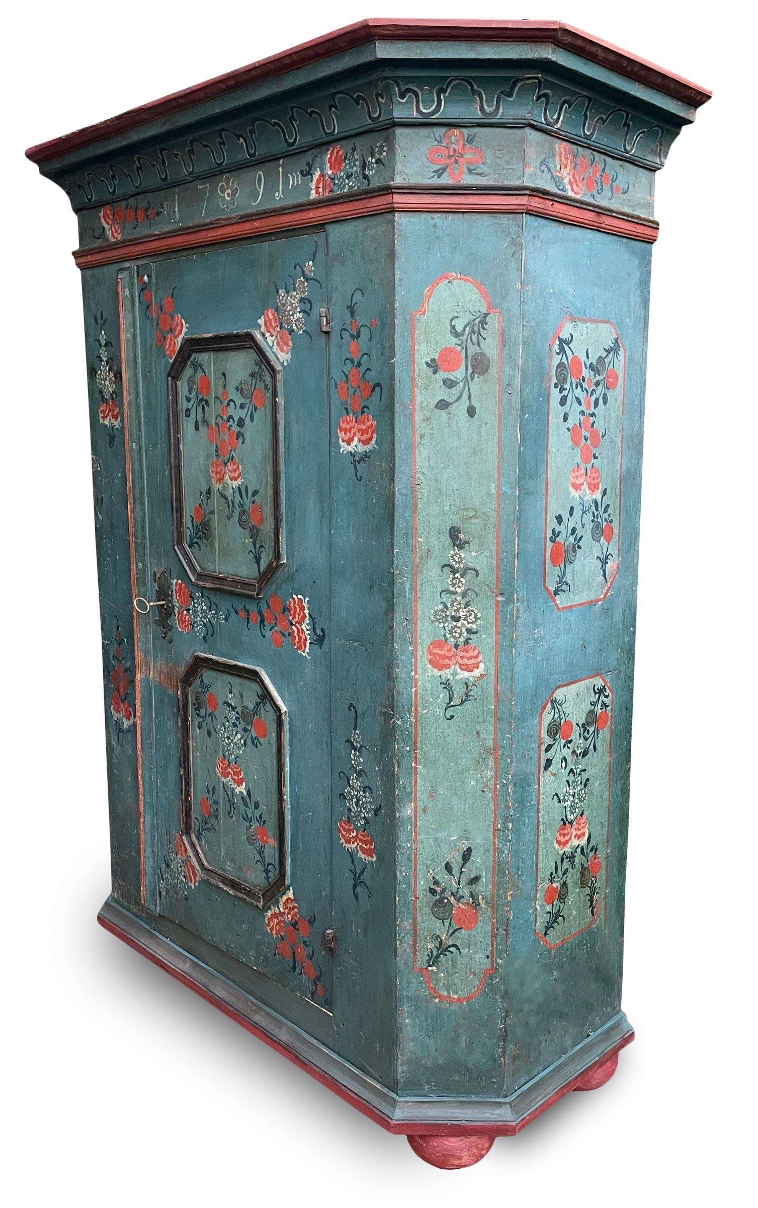 Central Europe (Tyrol) blue wardrobe dated 1791

H.174 - L.120 (140 to the frames) - P.46 (56 to the frames)

Tyrolean painted wardrobe with one door, entirely painted in blue.

On the door two octagon-shaped framed panels enclose bright white