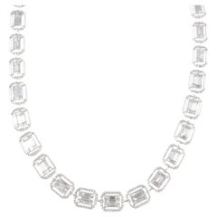 17.91 ct White Diamonds Baguette Necklace G - VS1 / VS2 18Kt White Gold Moderns