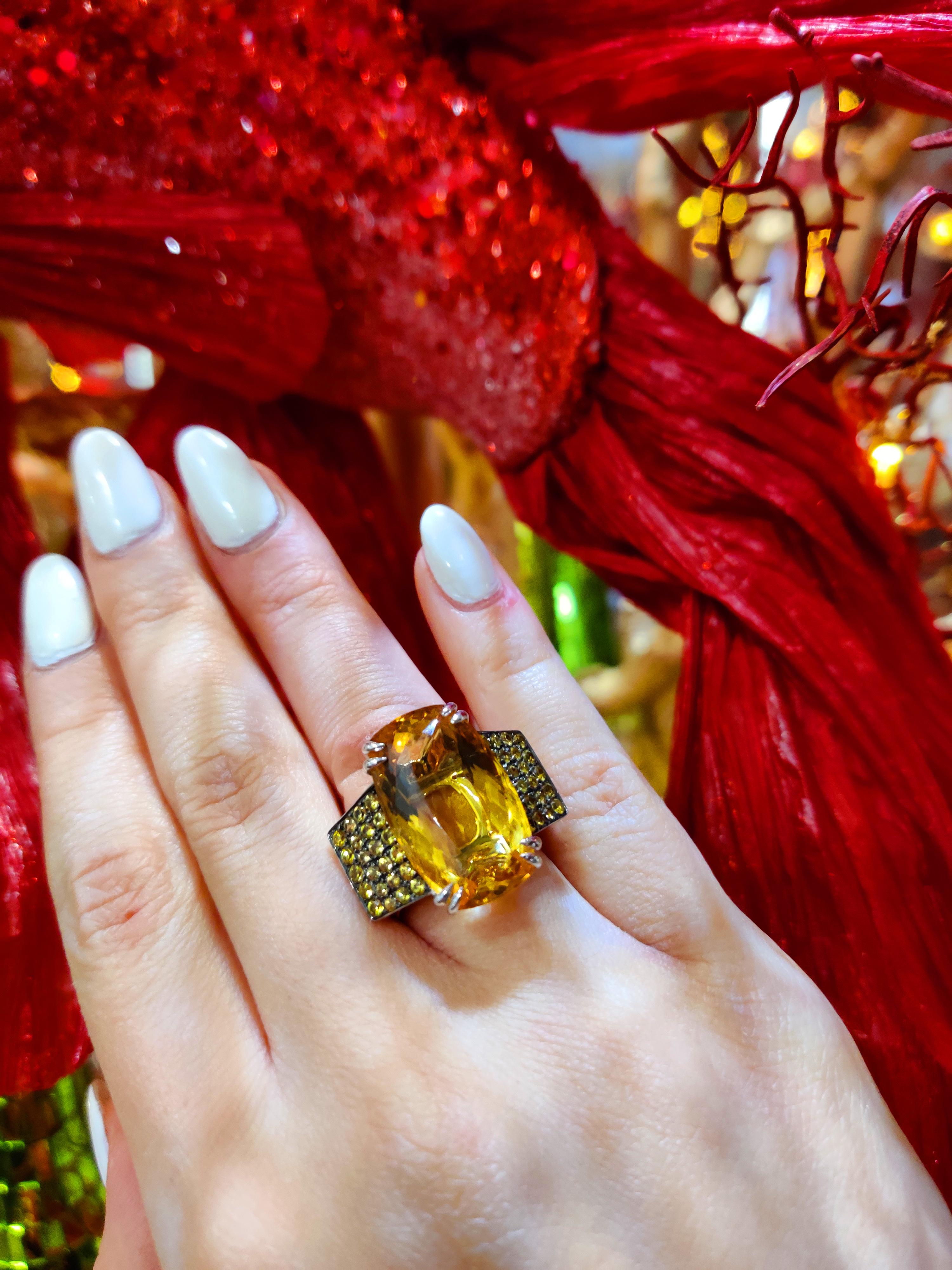Chatila 17.93 Carat Citrine and Yellow Sapphire Cocktail Ring For Sale 1