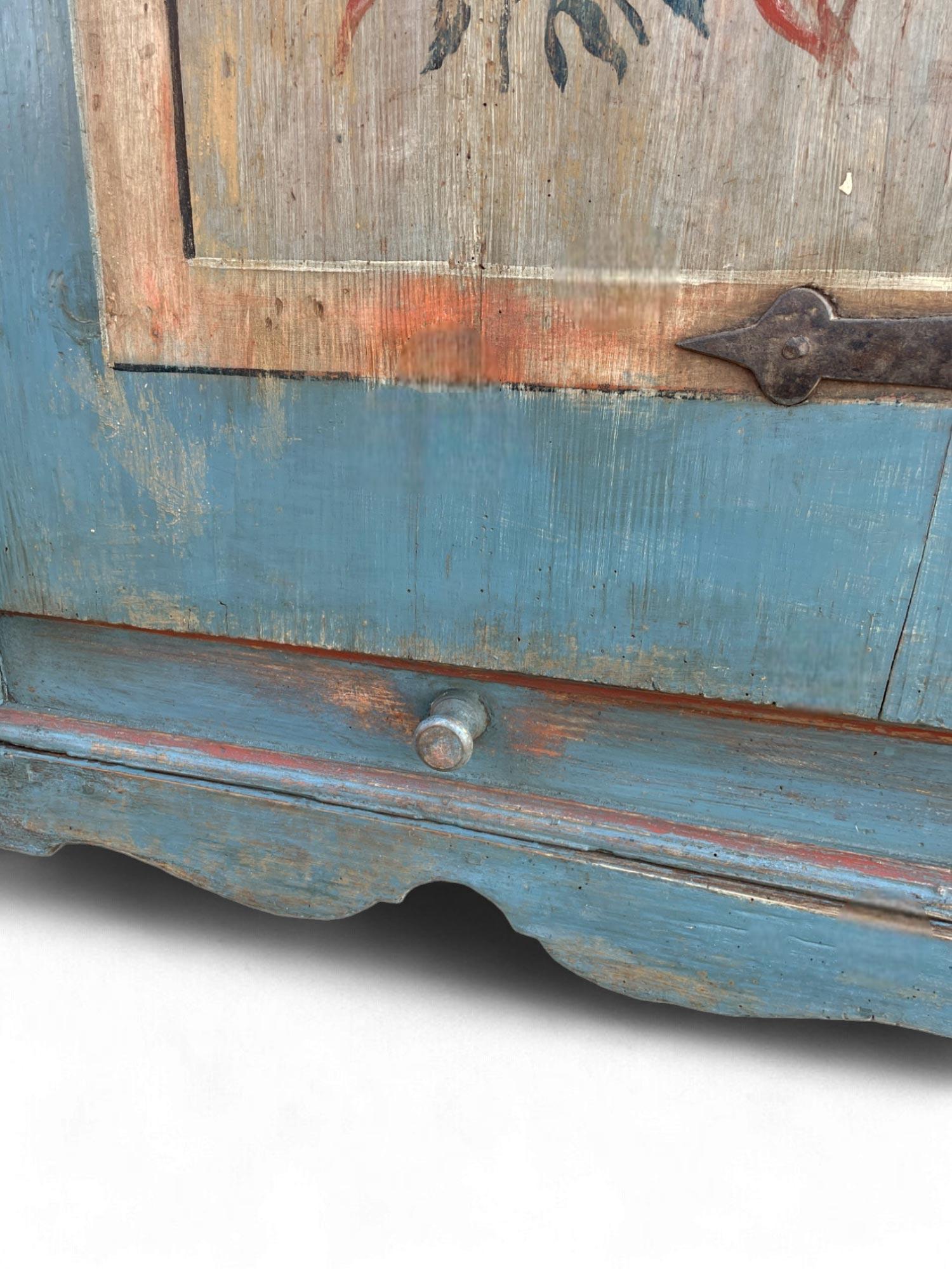 1793 Credenza dipinta con fiori blu chiaro 11