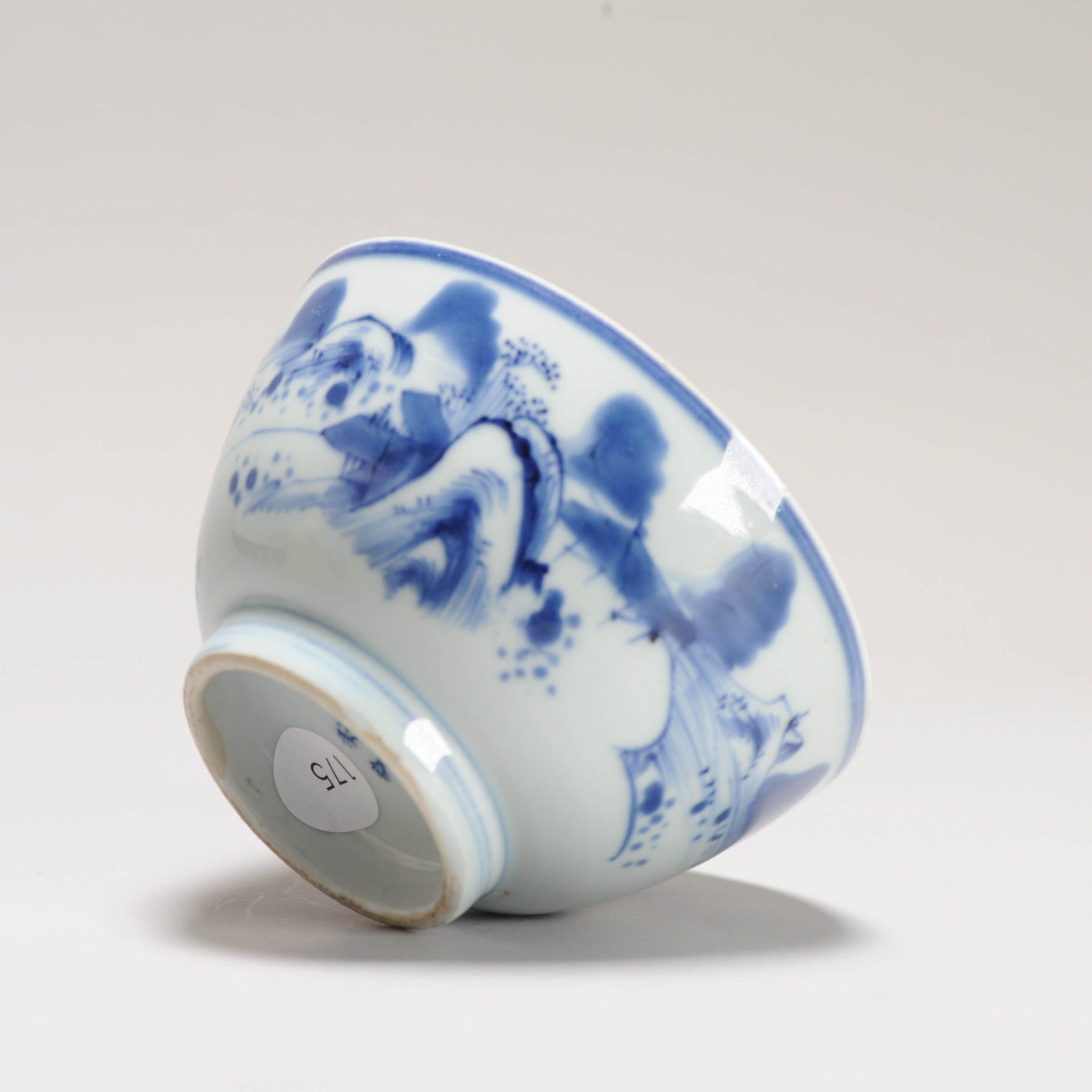 17c Antique Chinese Porcelain Master of the Rocks Bowl Shunzhi / Kangxi For Sale 10