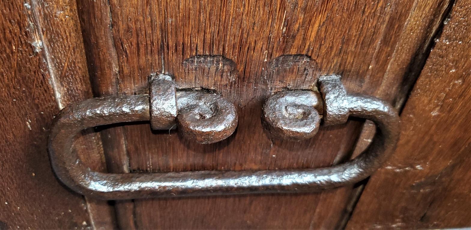 Jacobean 17th Century English Carved Oak Dowry Chest For Sale