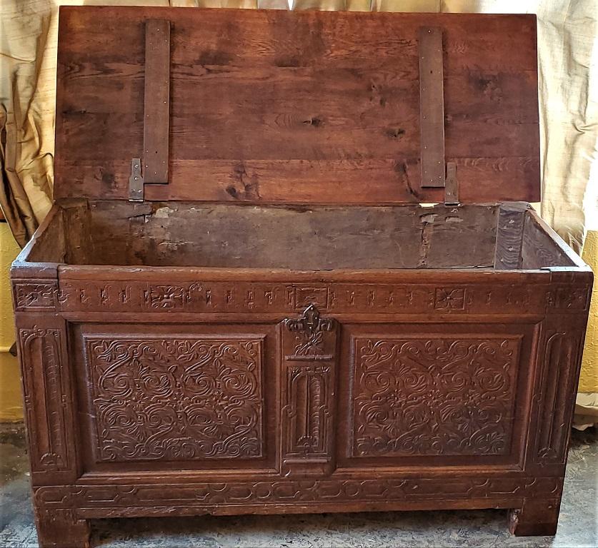 17th Century English Carved Oak Dowry Chest For Sale 4